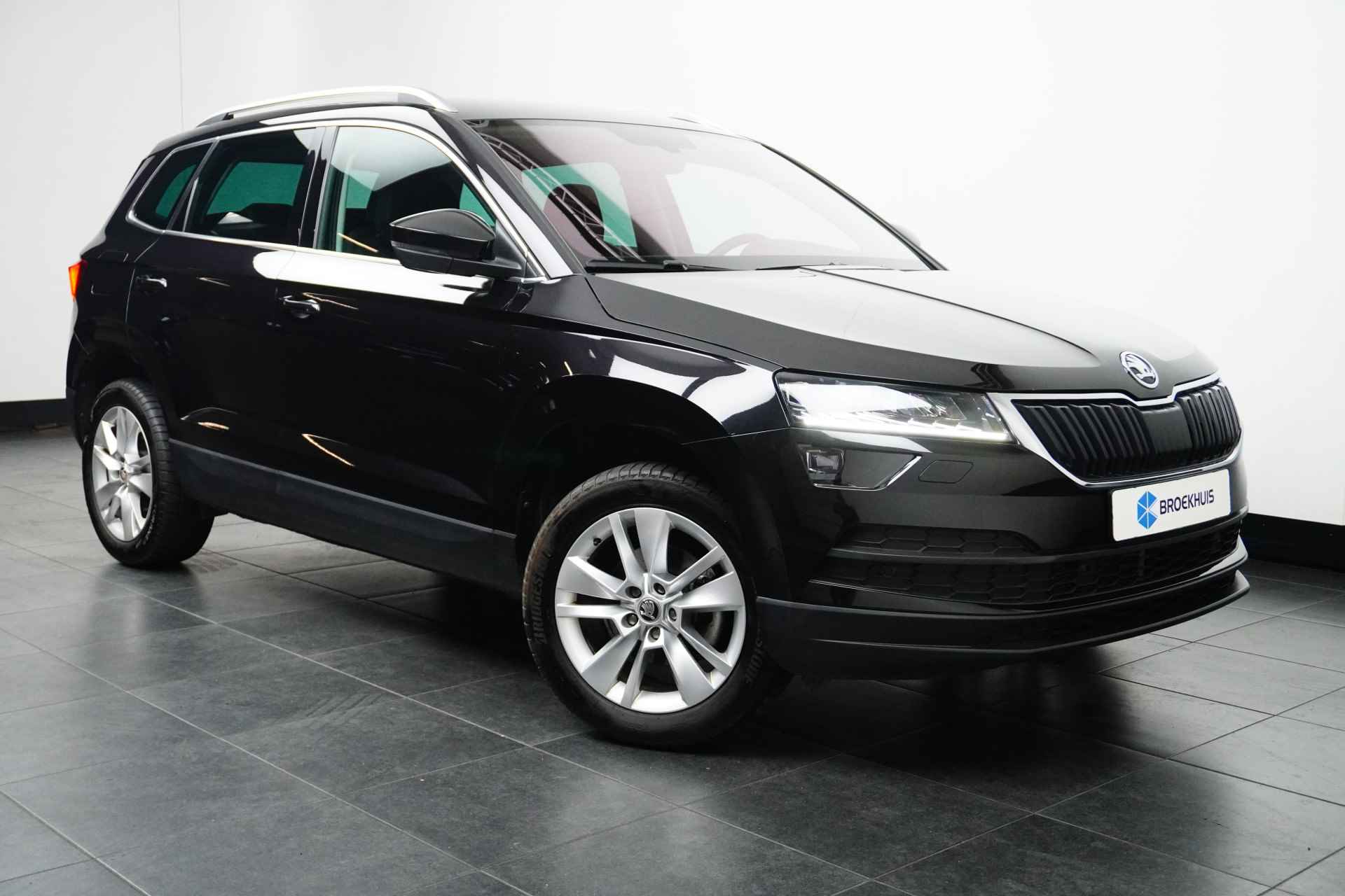 Škoda Karoq 1.5 TSI ACT 150PK Style Navigatie| Leder\alcantara| achteruitrijcamera| Acc | Winterpakket | - 4/24