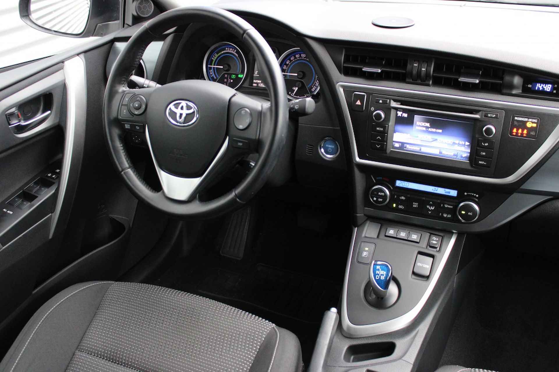 Toyota Auris Touring Sports 1.8 Hybrid Dynamic Automaat. Dealer onderhouden! - 9/29