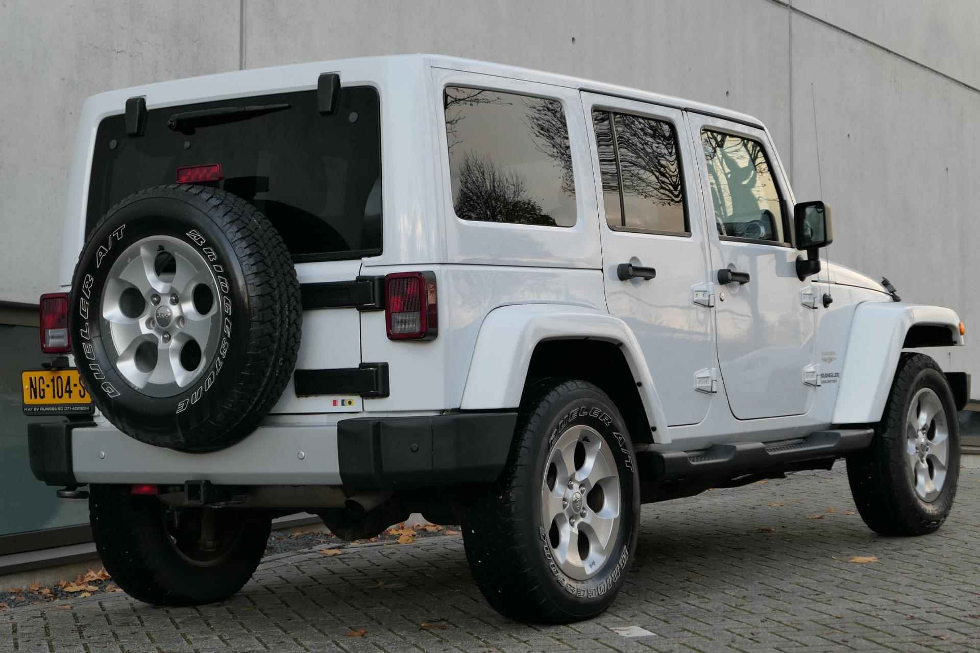 Jeep Wrangler Unlimited 3.6 Sahara Facelift 284pk NAP Leder Cruise PDC Stoelverwarming - 4/25