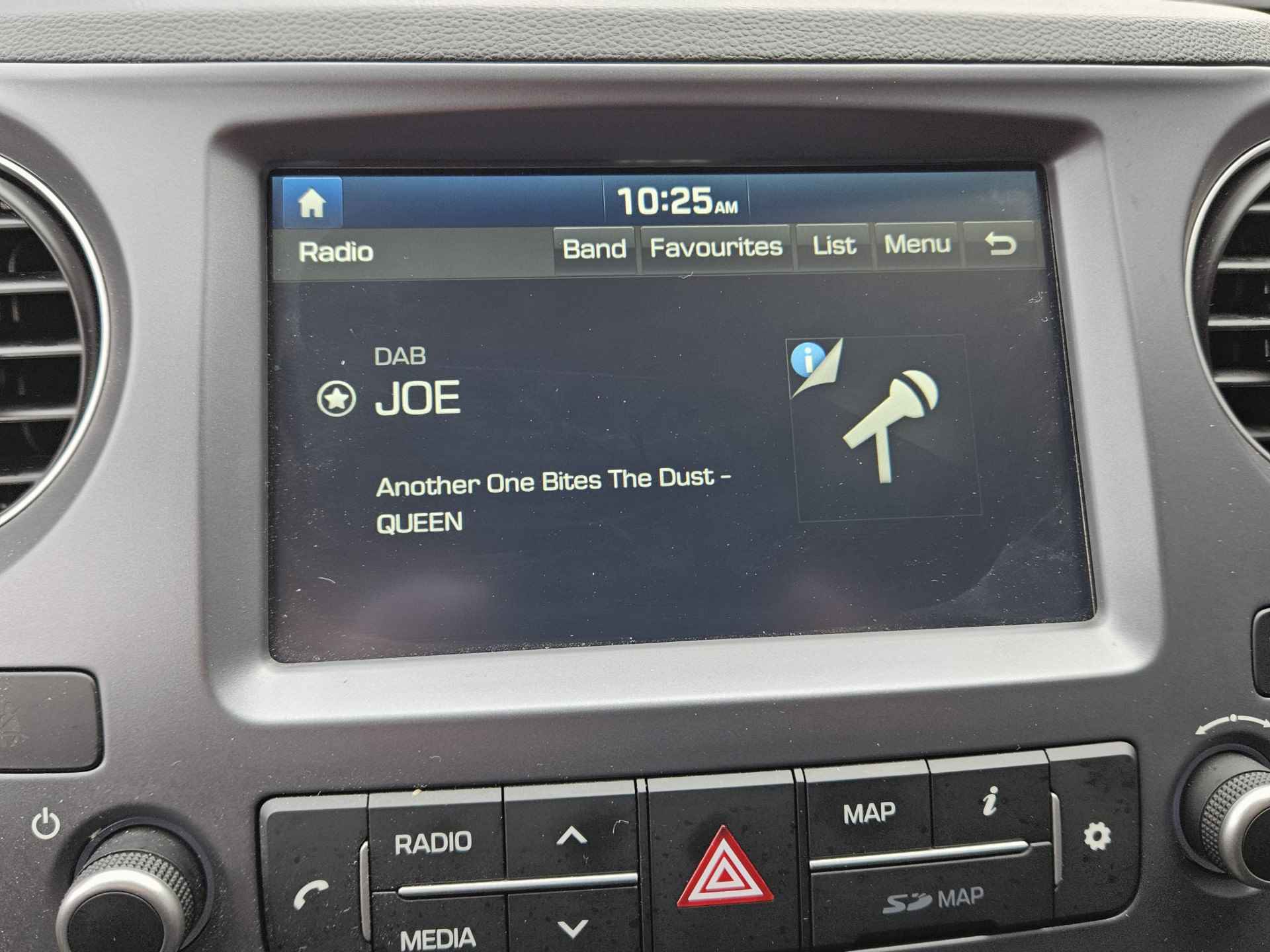 Hyundai i10 1.0i Comfort Navigatie | Bluetooth | Parkeersensoren - 19/33