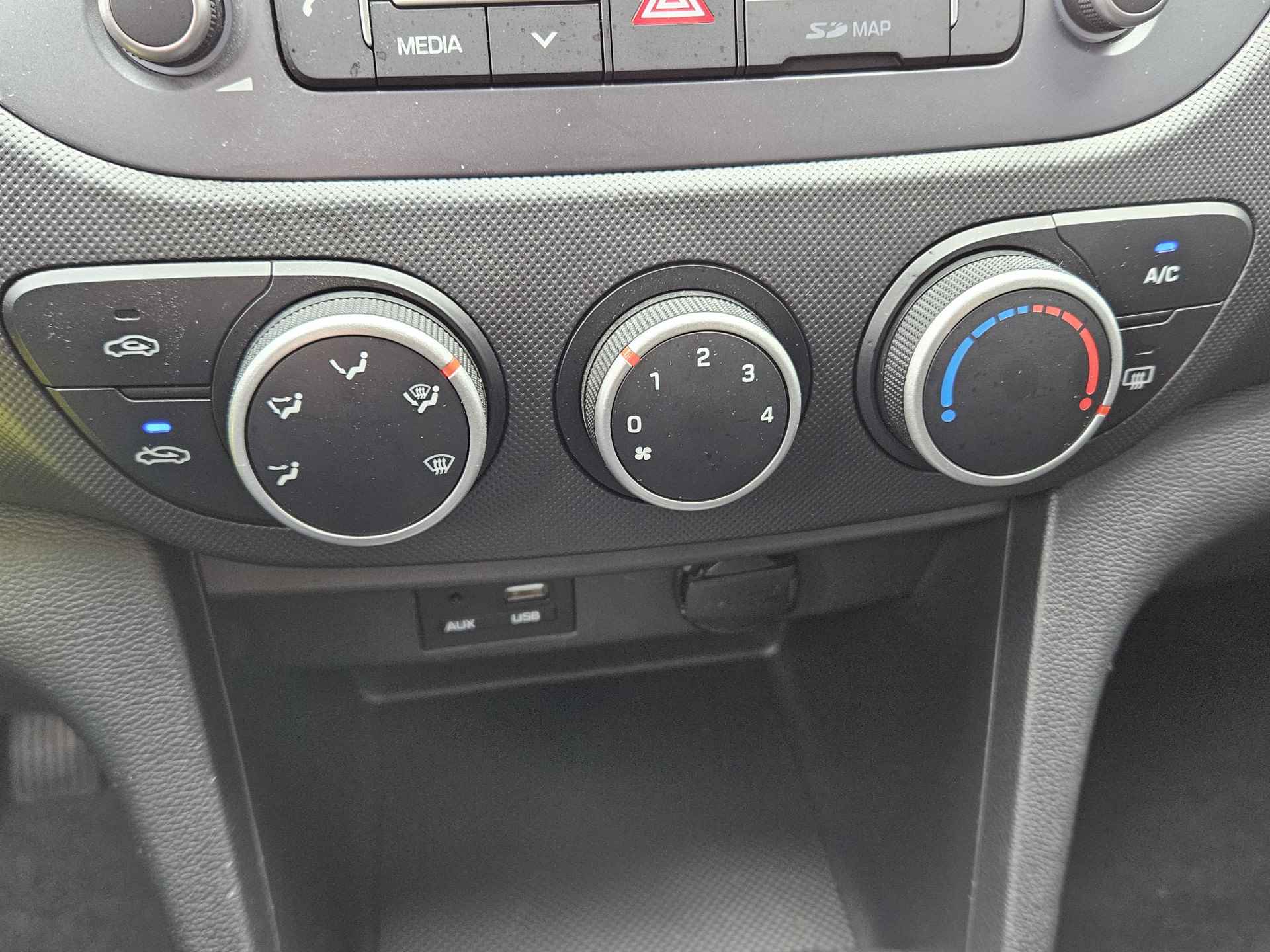 Hyundai i10 1.0i Comfort Navigatie | Bluetooth | Parkeersensoren - 23/33