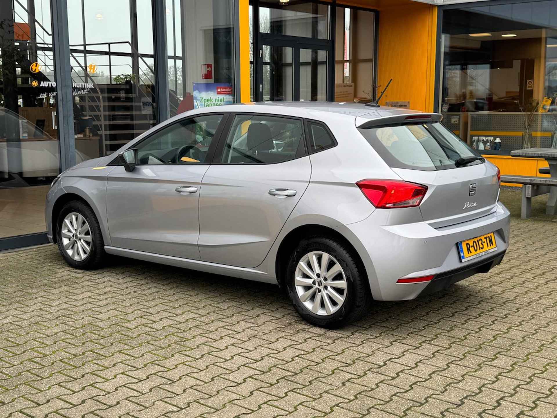 SEAT Ibiza 1.0 TSI Style Nw model Business Intense - Carplay - Camera - 7/31