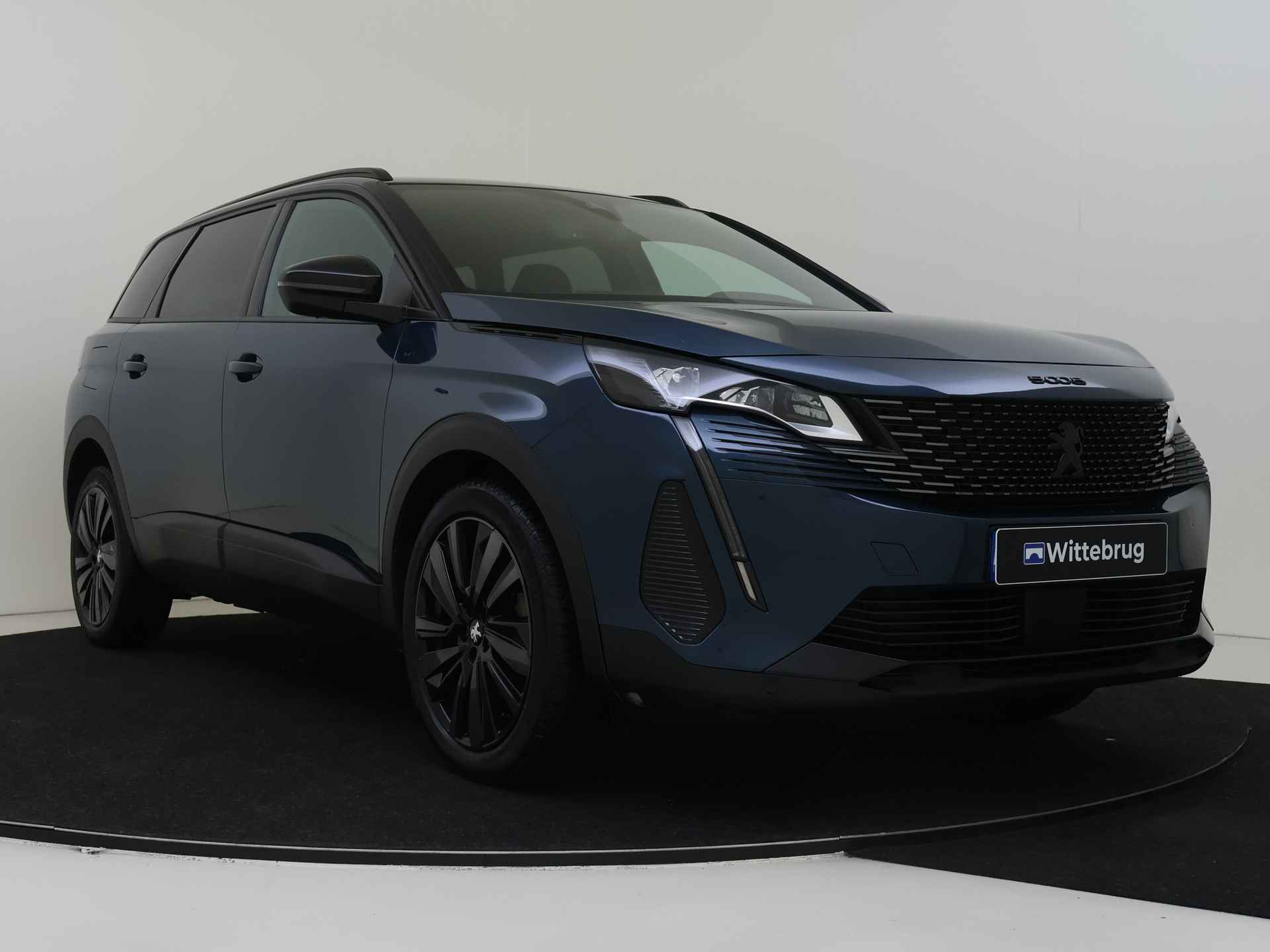 Peugeot 5008 1.2 PureTech GT Automaat | All Season | Stoelverwarming | Electrische achterklep | Pack Black - 4/45