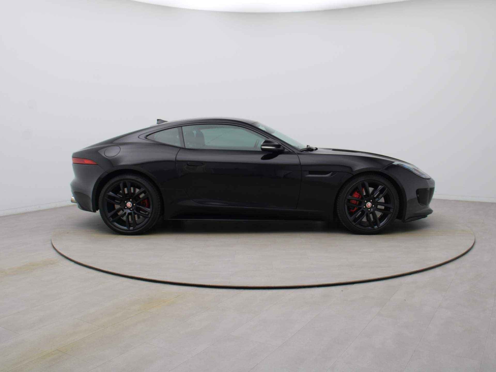 Jaguar F-Type 551pk 5.0 V8 R Coupé Panoramadak | Camera | Meridian | Full Option - 23/45