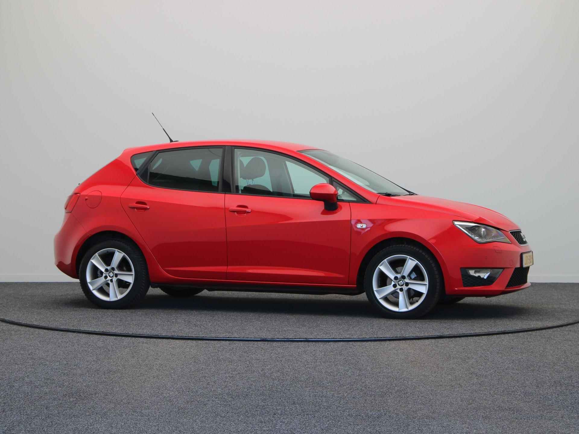 SEAT Ibiza 1.0 TSI FR Connect | Stoelverwarming | Afneembare Trekhaak | Automatische Airco | Parkeersensoren voor & achter | - 10/17