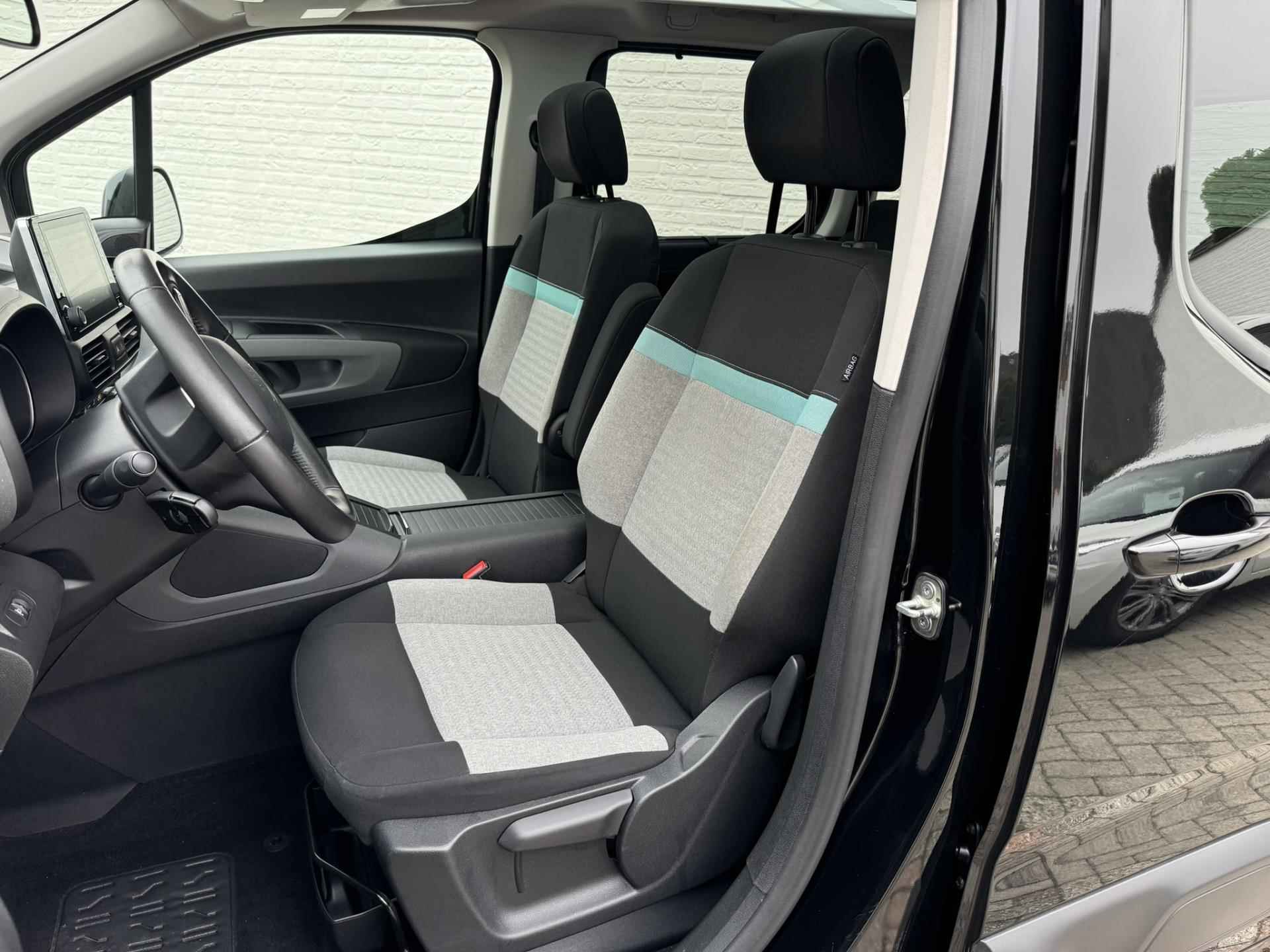 Citroen BERLINGO 1.2 PureTech Shine Navigatie Pdc voor en achter Cruise Panorama 4 Seizoenen banden - 4/55