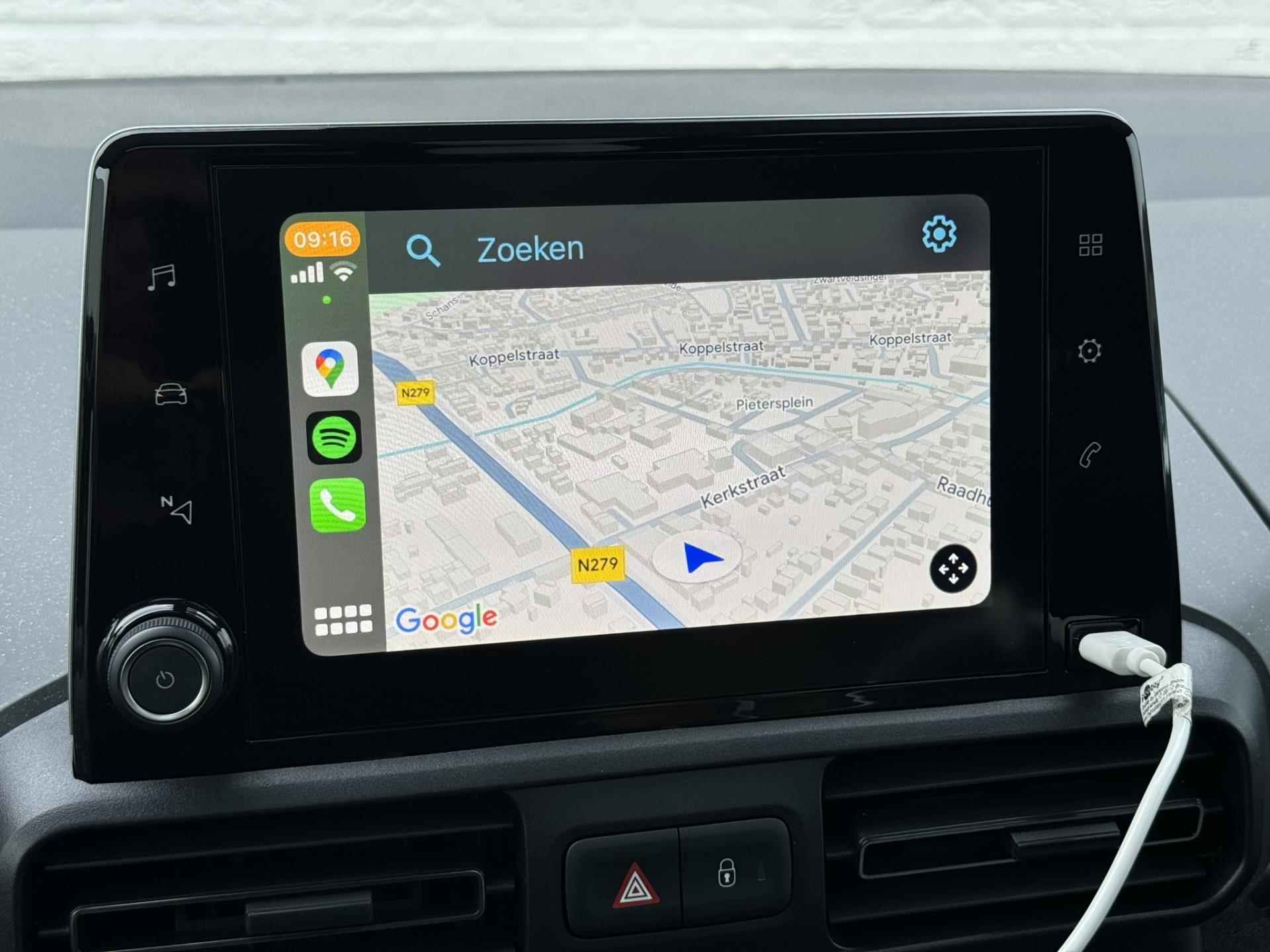 Citroen BERLINGO 1.2 PureTech Shine Navigatie Pdc voor en achter Cruise Panorama 4 Seizoenen banden - 32/55