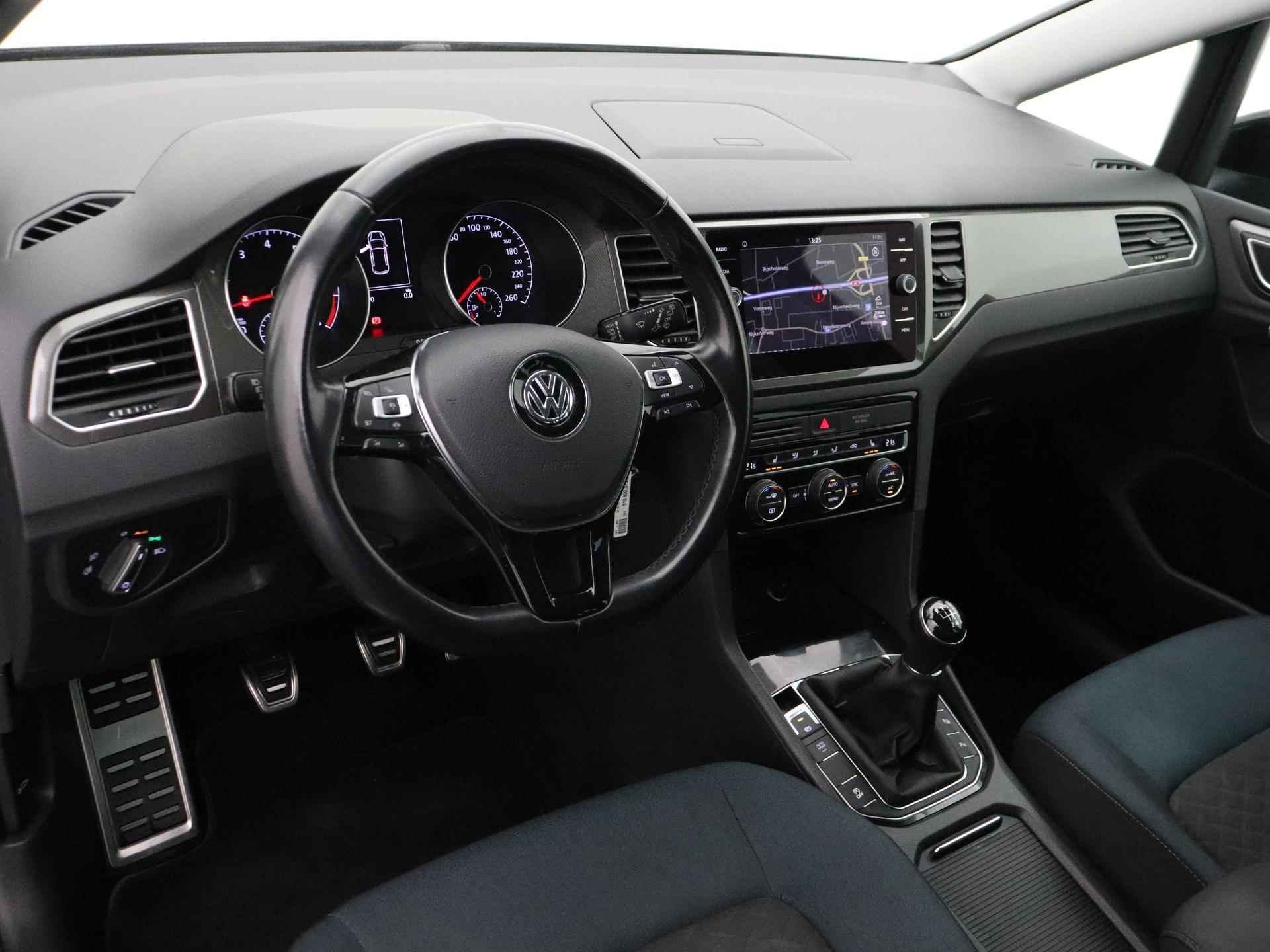 Volkswagen Golf Sportsvan 1.0 TSI Highline | Navigatie | ACC | Parkeersensoren | Trekhaak | Stoelverwarming | Side Assist | - 3/20