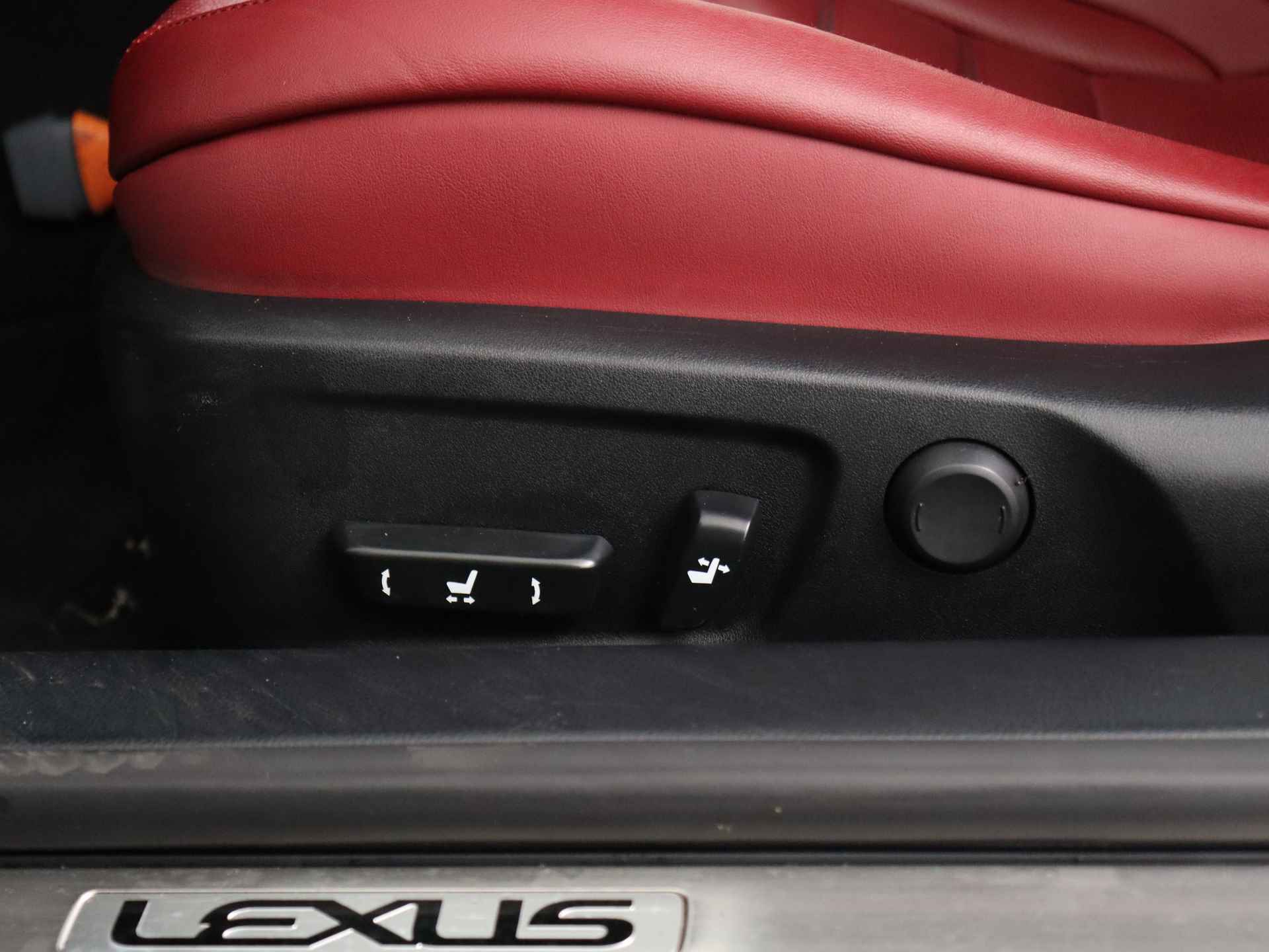 Lexus RC 300h F SPORT Line | Dealeronderhouden | Adaptief Dempingsysteem | Lederen Sportstoelen | - 24/62