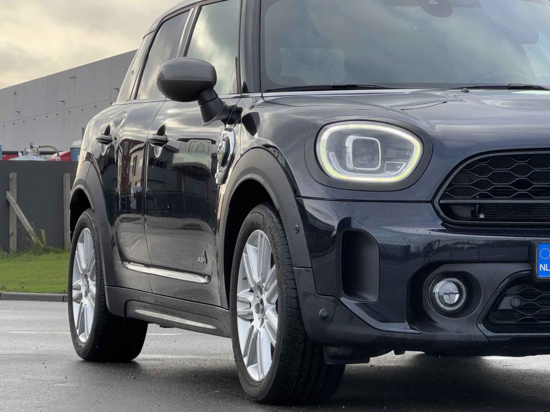 Mini Countryman 2.0 Cooper S E ALL4 Chili panorama, camera - 9/25