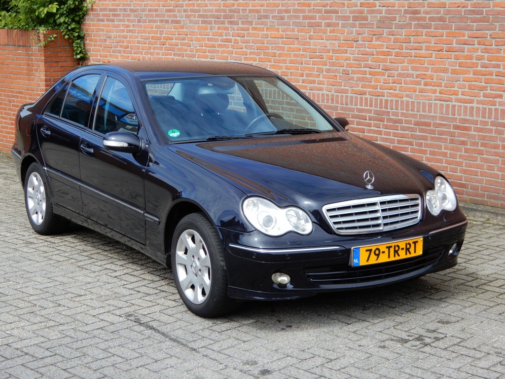 MERCEDES-BENZ C-klasse 180 K. AVANTGARDE