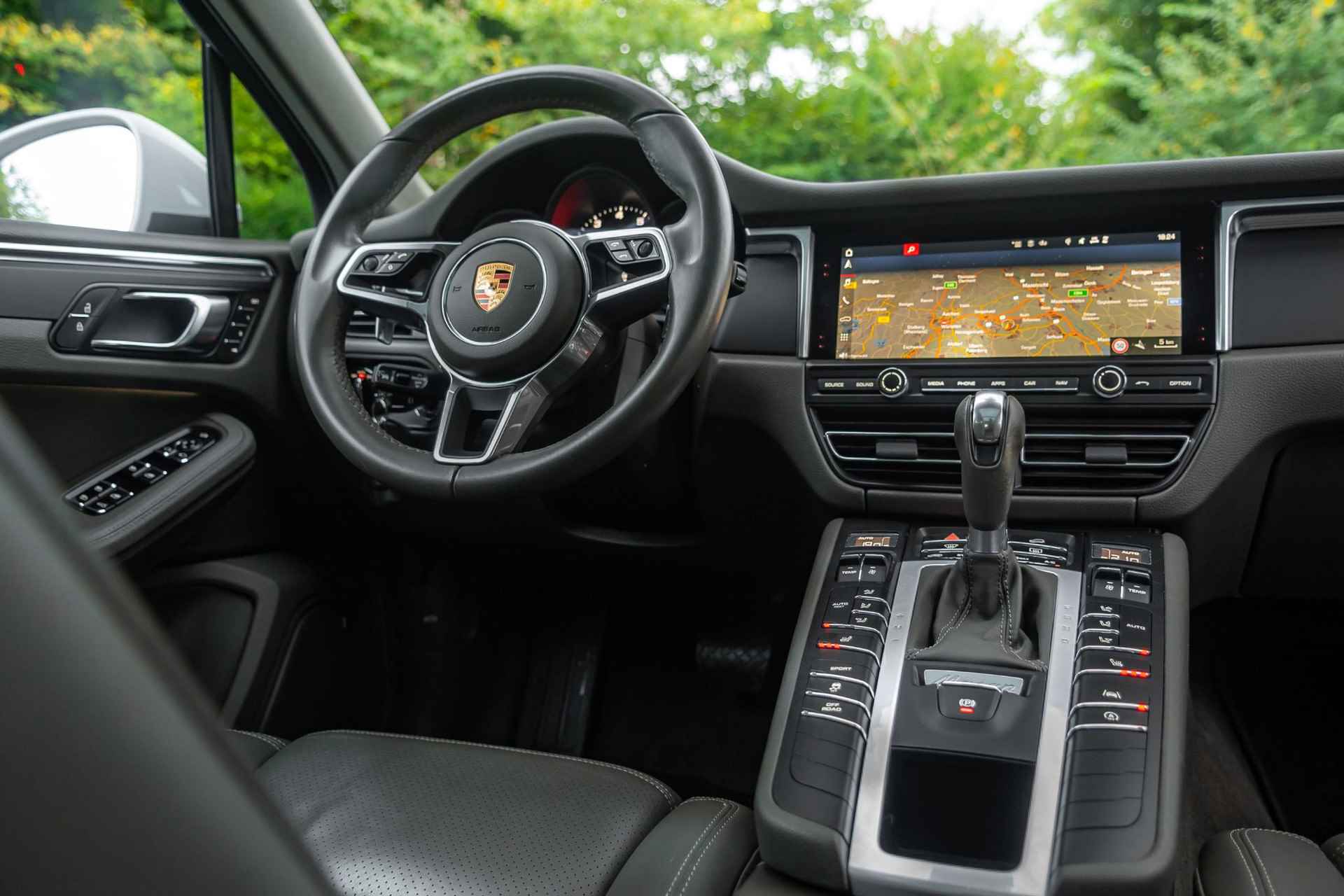 Porsche Macan *BOSE-ACC-Standverw.-el. Trekhaak-Camera-1e eig. - 10/27