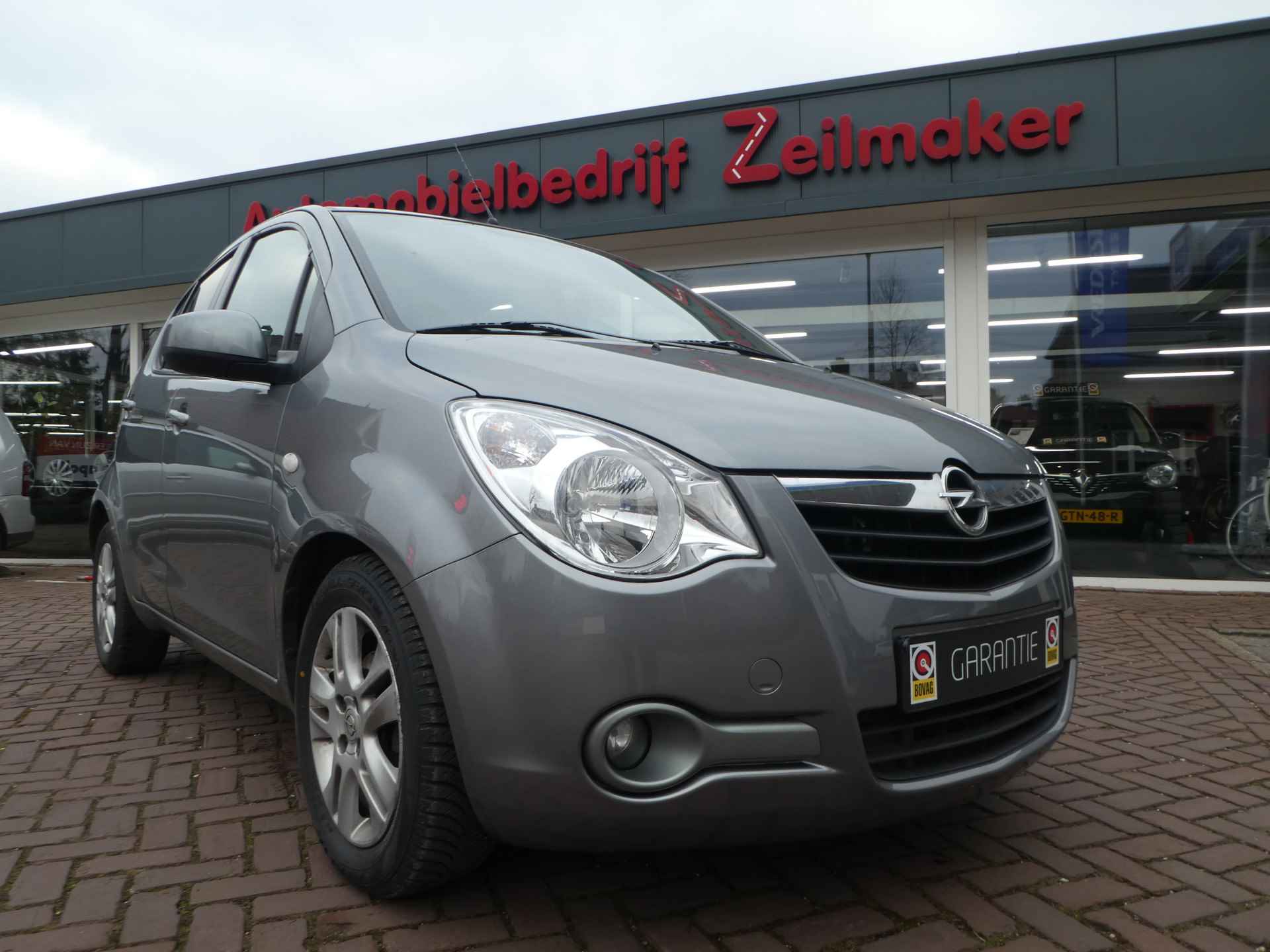 Opel Agila 1.2 Edition Automaat, Airco, L.M. Velgen - 17/18