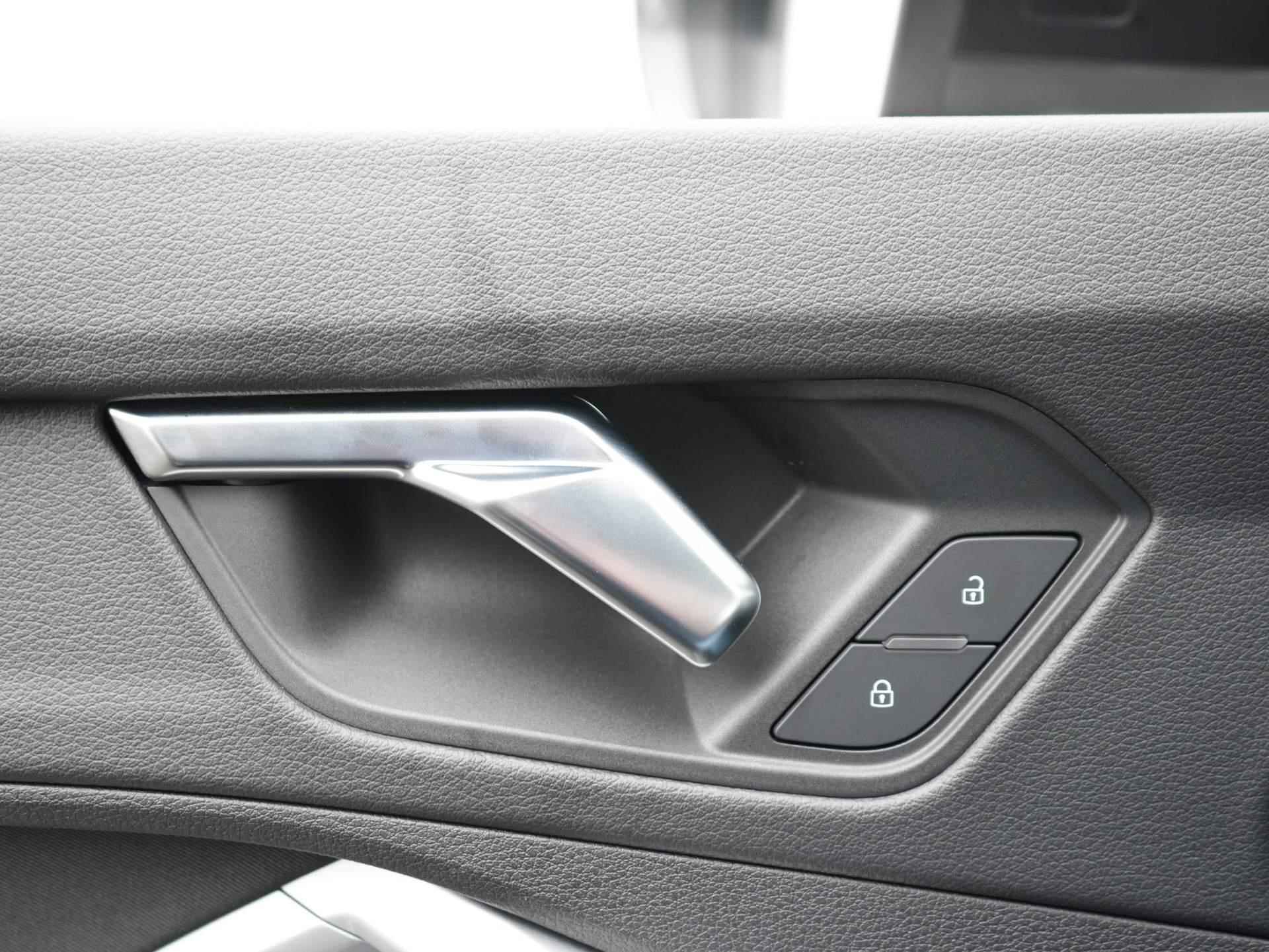 Audi Q3 45 TFSI e Advanced Edition Panoramadak | Virtual Cockpit | Navigatie - 31/49