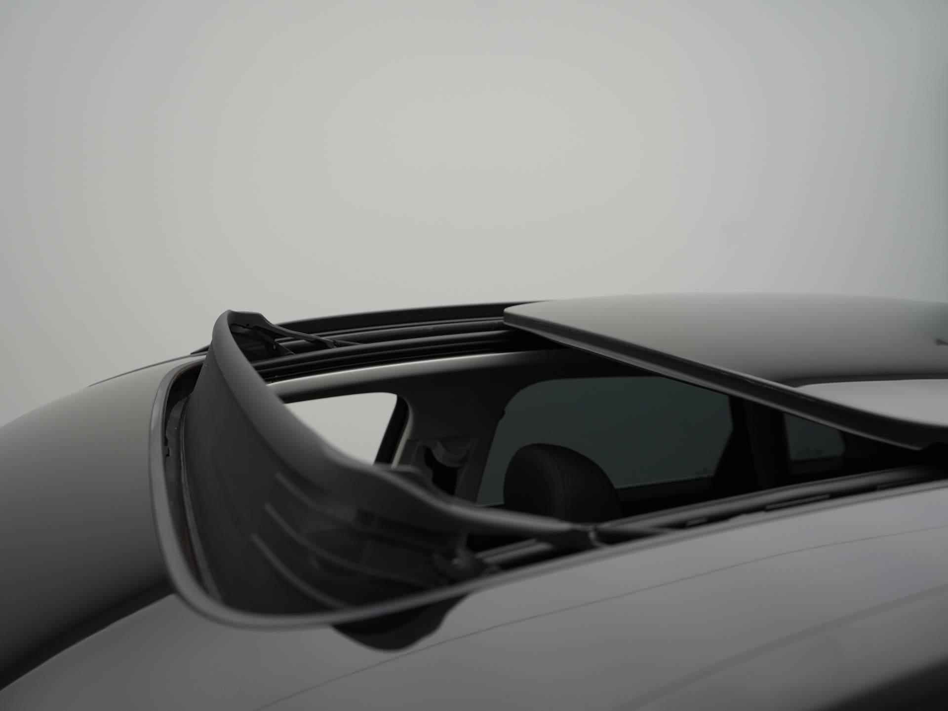Audi Q3 45 TFSI e Advanced Edition Panoramadak / Virtual Cockpit / Navigatie - 40/49