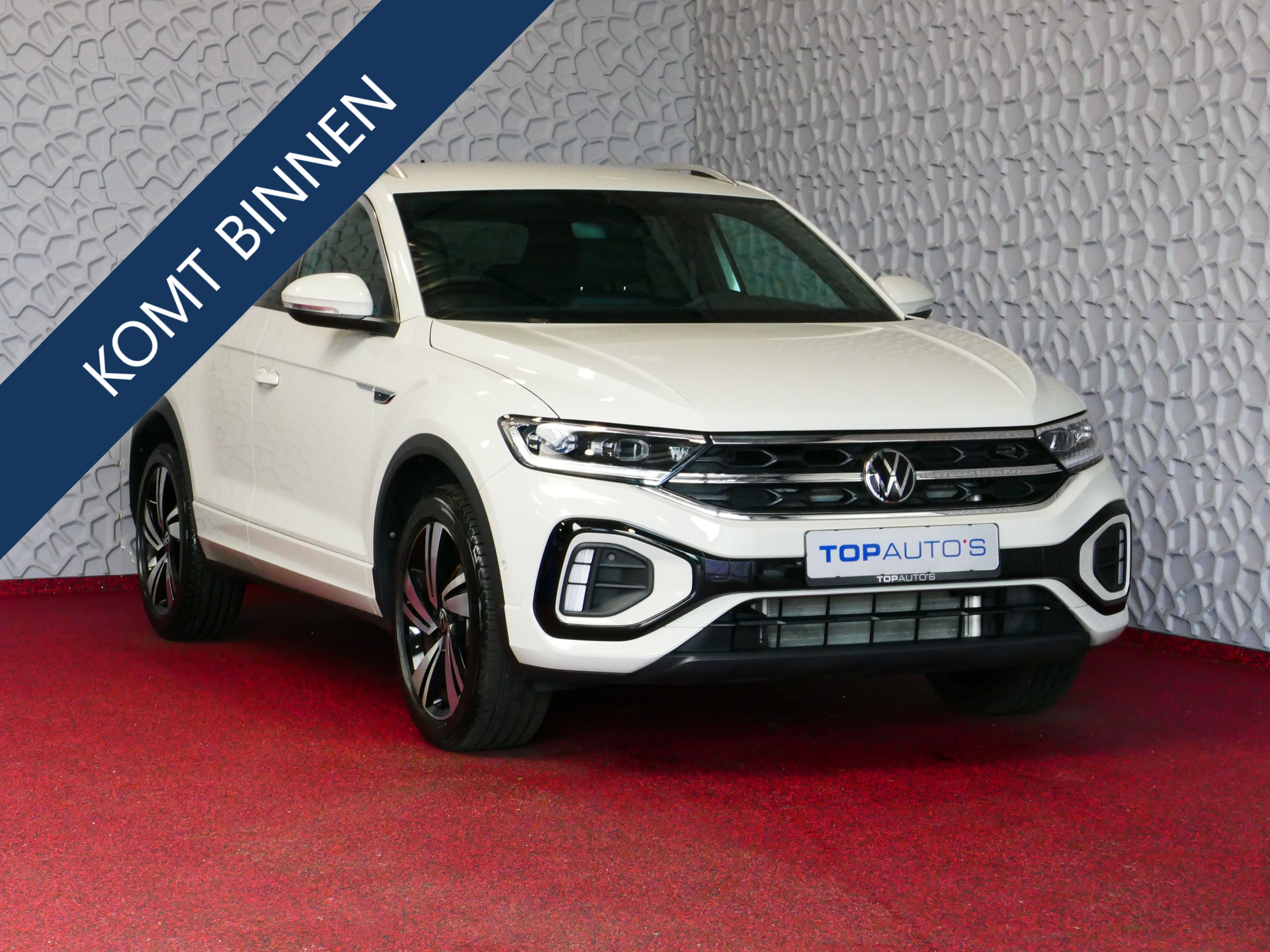 Volkswagen T-Roc 1.5 TSI 150PK R-LINE EVO IQ LIGHT ALCANTARA ELEK.KLEP CARPLAY STOEL/STUUR VERW. 18"LMV VIR.COCKPIT 10/2024 Ascotgrau 70 BIJNA NIEUWE VOLKSWAGEN'S UIT VOORRAAD LEVERBAAR