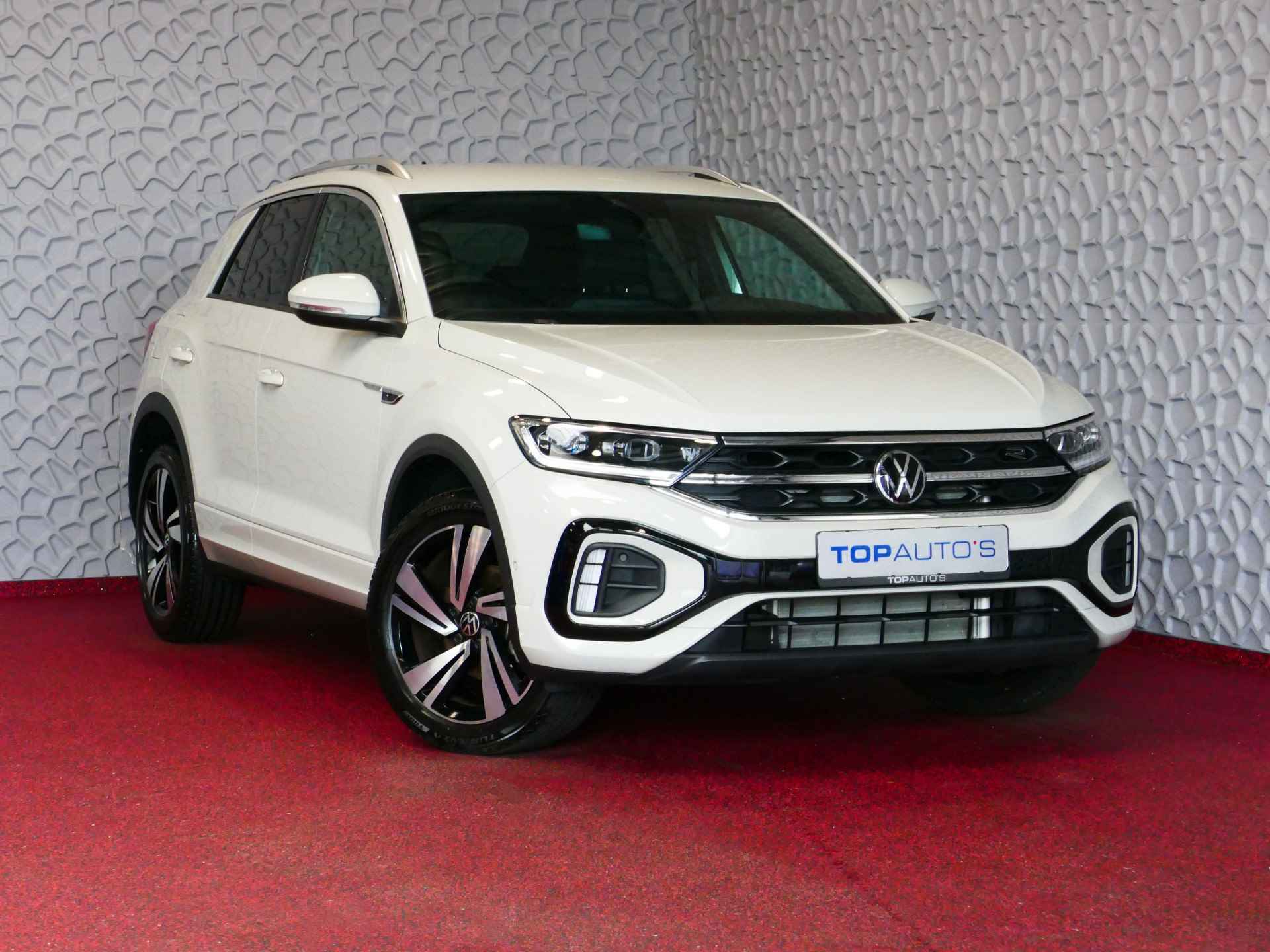 Volkswagen T-Roc 1.5 TSI 150PK R-LINE EVO IQ LIGHT ALCANTARA ELEK.KLEP CARPLAY STOEL/STUUR VERW. 18"LMV VIR.COCKPIT 10/2024 Ascotgrau 70 BIJNA NIEUWE VOLKSWAGEN'S UIT VOORRAAD LEVERBAAR - 55/81