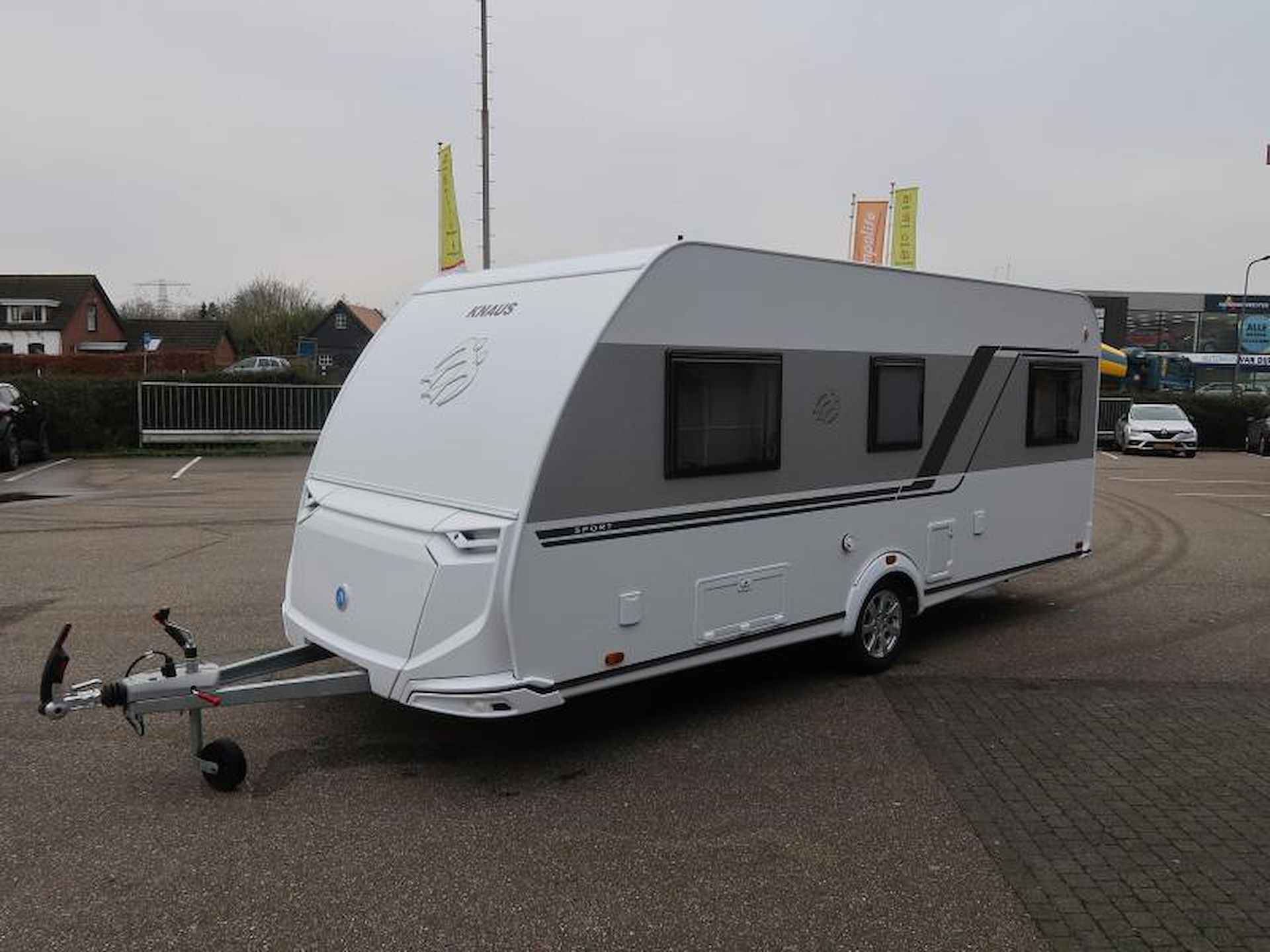 Knaus Sport 500 EU ENKELE BEDDEN EN RONDZIT - 12/15