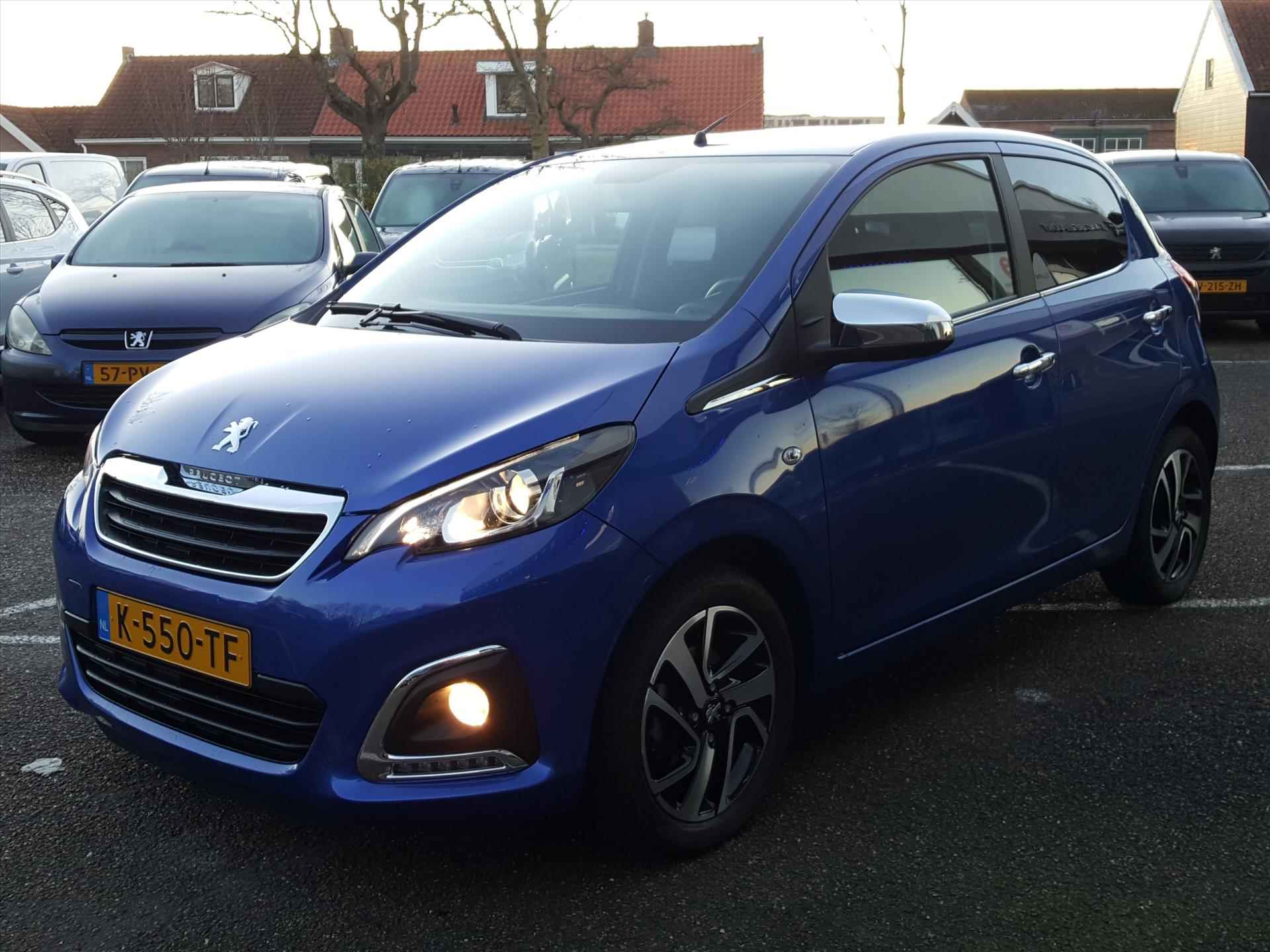 Peugeot 108 ALLURE 1.0 e-VTi-72pk 5D Navigatie via Apple&Android | Climate control | Achteruitrijcamera | LM-velgen | Bluetooth bellen & muziek | 1e eigenaar! - 7/48