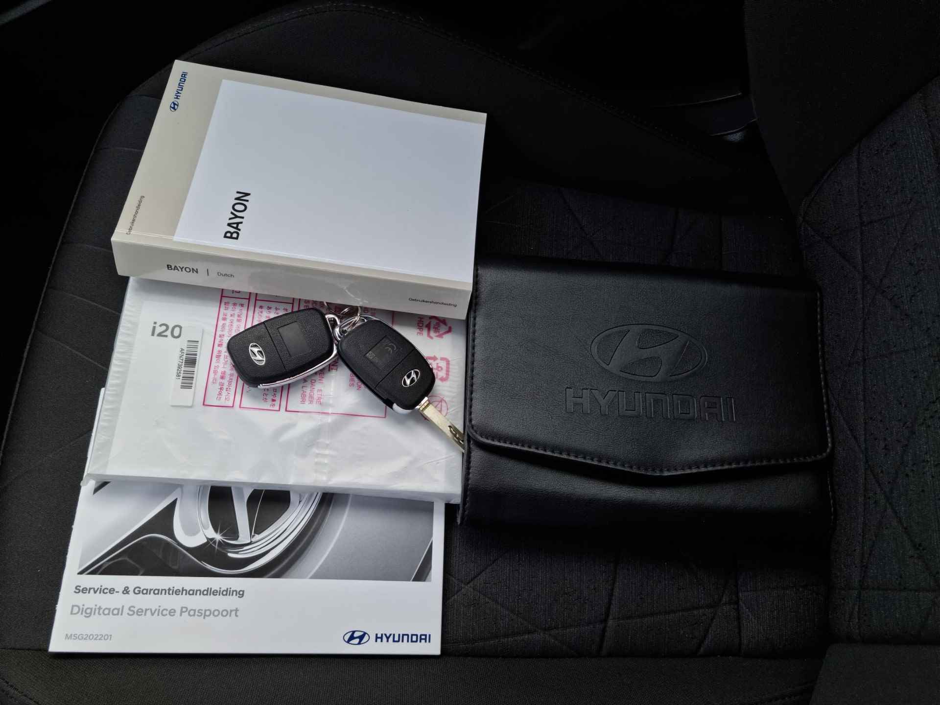 Hyundai Bayon 1.0 T-GDI Comfort Smart / Navigatie / Apple Carplay Android / Achteruitrijcamera / - 5/35