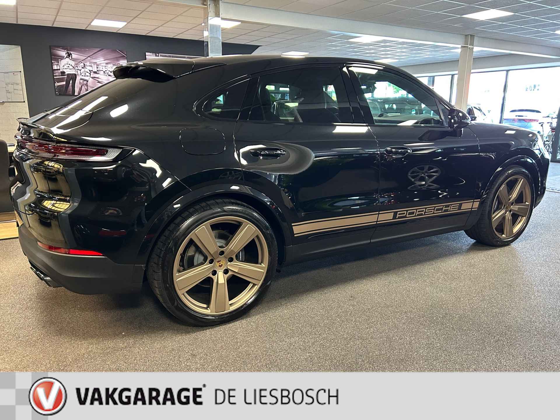 Porsche Cayenne Coupé 3.0 E-Hybrid Nieuw model / Leder / 3 beeldschermen / 22 inch / sportchrono - 11/40