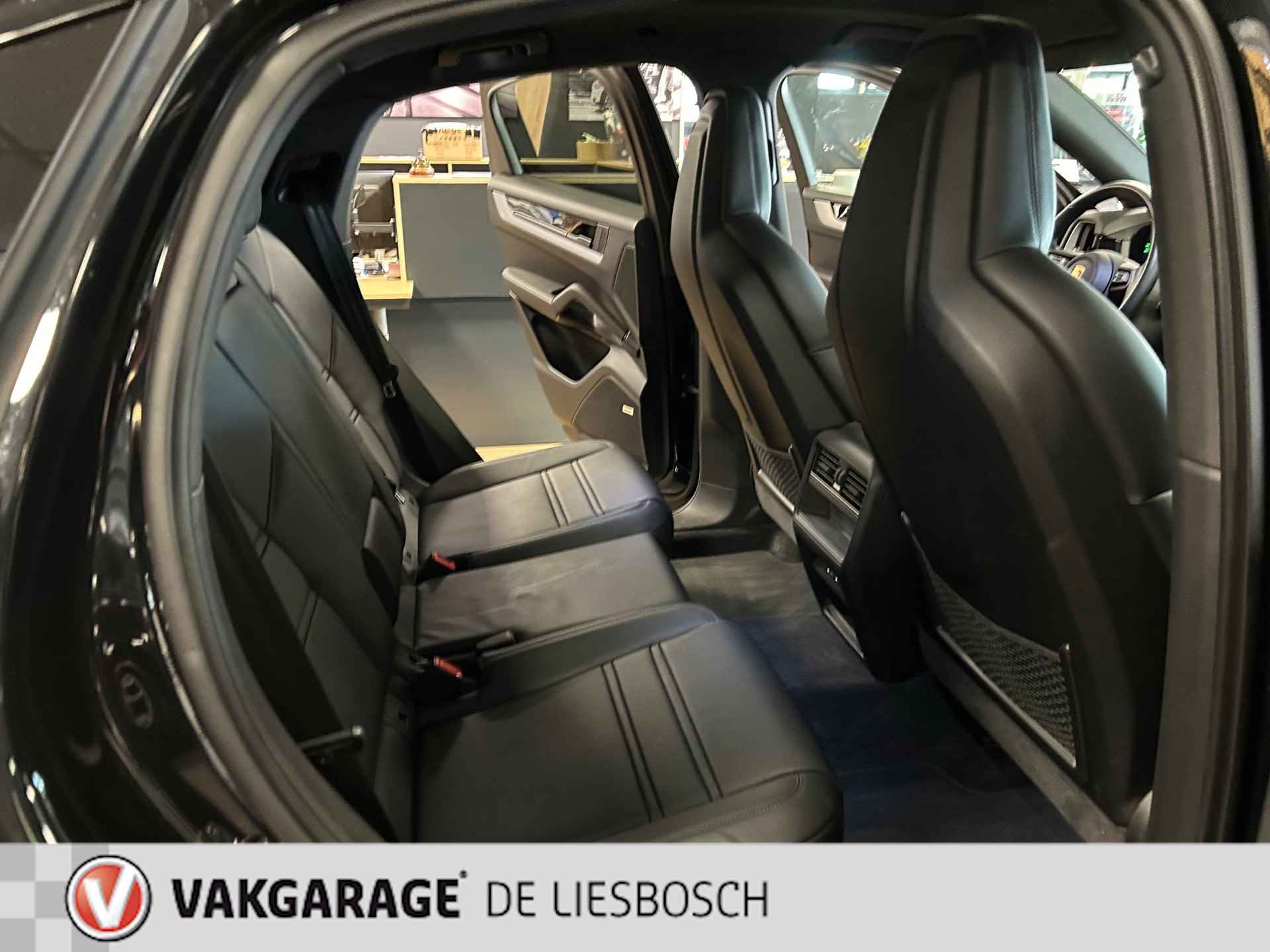 Porsche Cayenne Coupé 3.0 E-Hybrid Nieuw model / Leder / 3 beeldschermen / 22 inch / sportchrono - 25/40