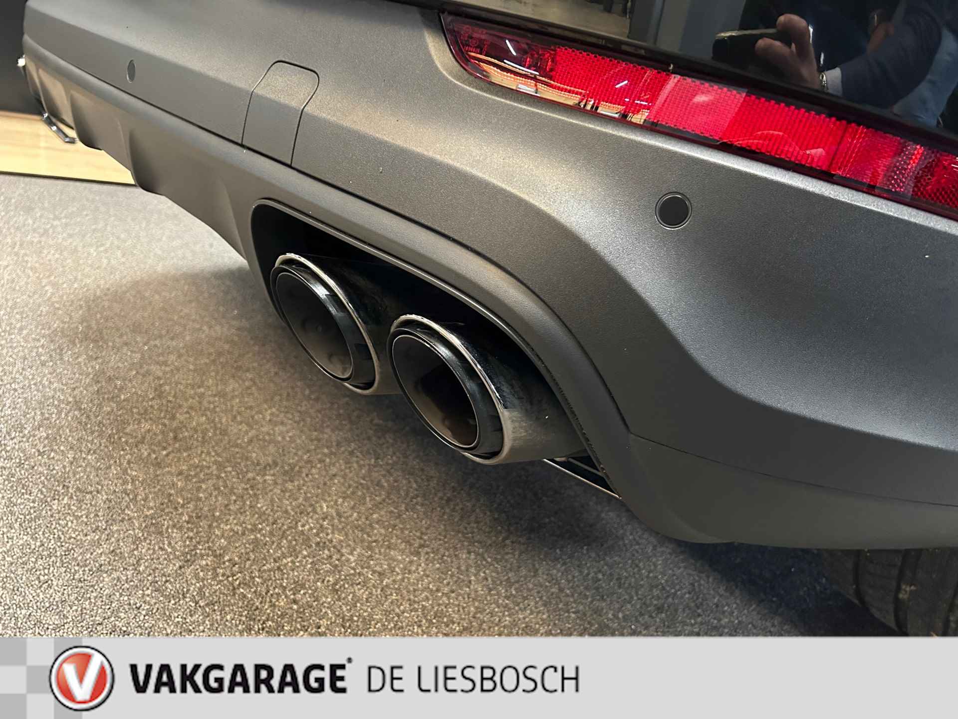 Porsche Cayenne Coupé 3.0 E-Hybrid Nieuw model / Leder / 3 beeldschermen / 22 inch / sportchrono - 39/40