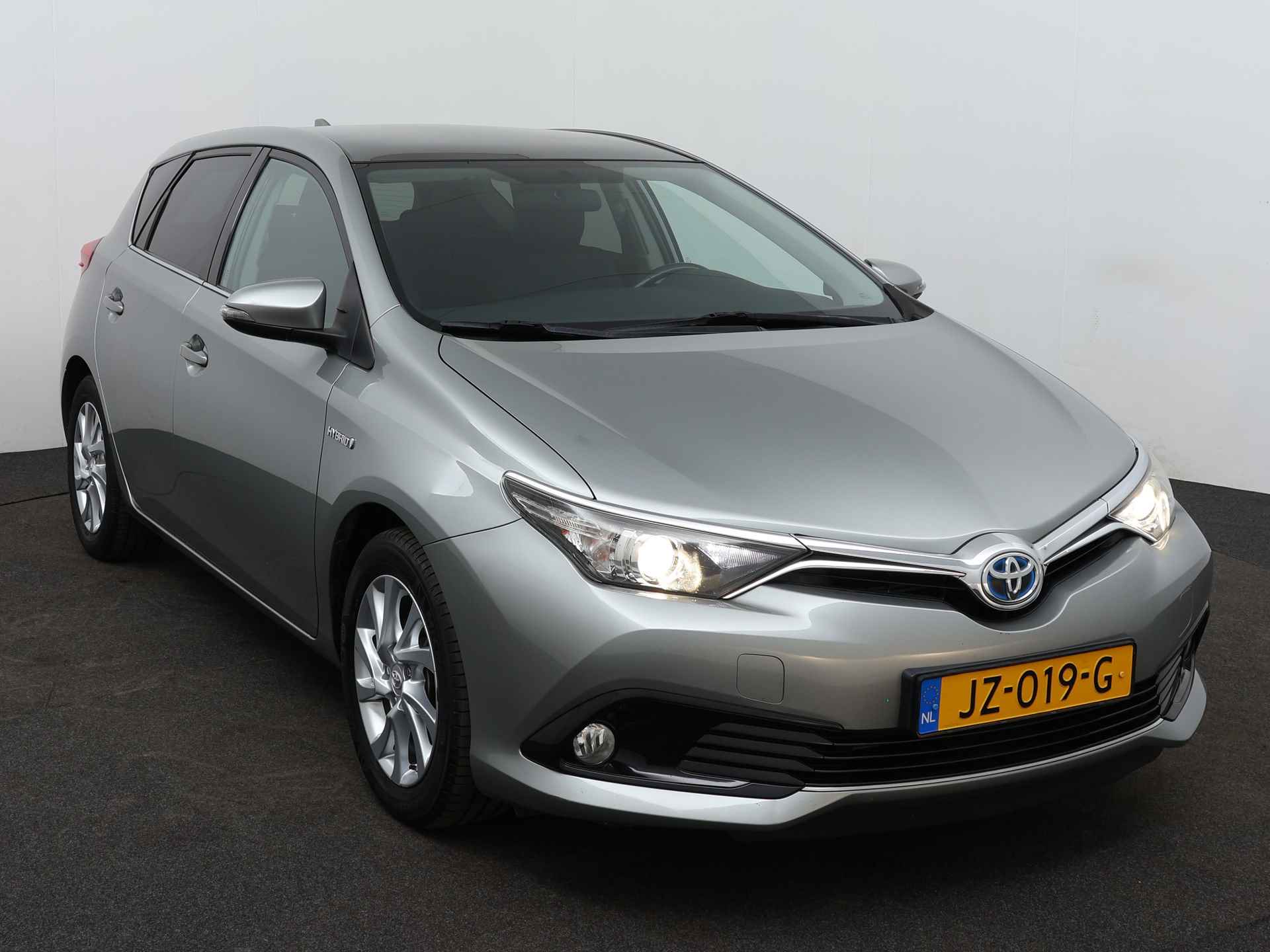 Toyota Auris 1.8 Hybrid Trend | Panoramadak | Navigatie | Camera | - 31/45