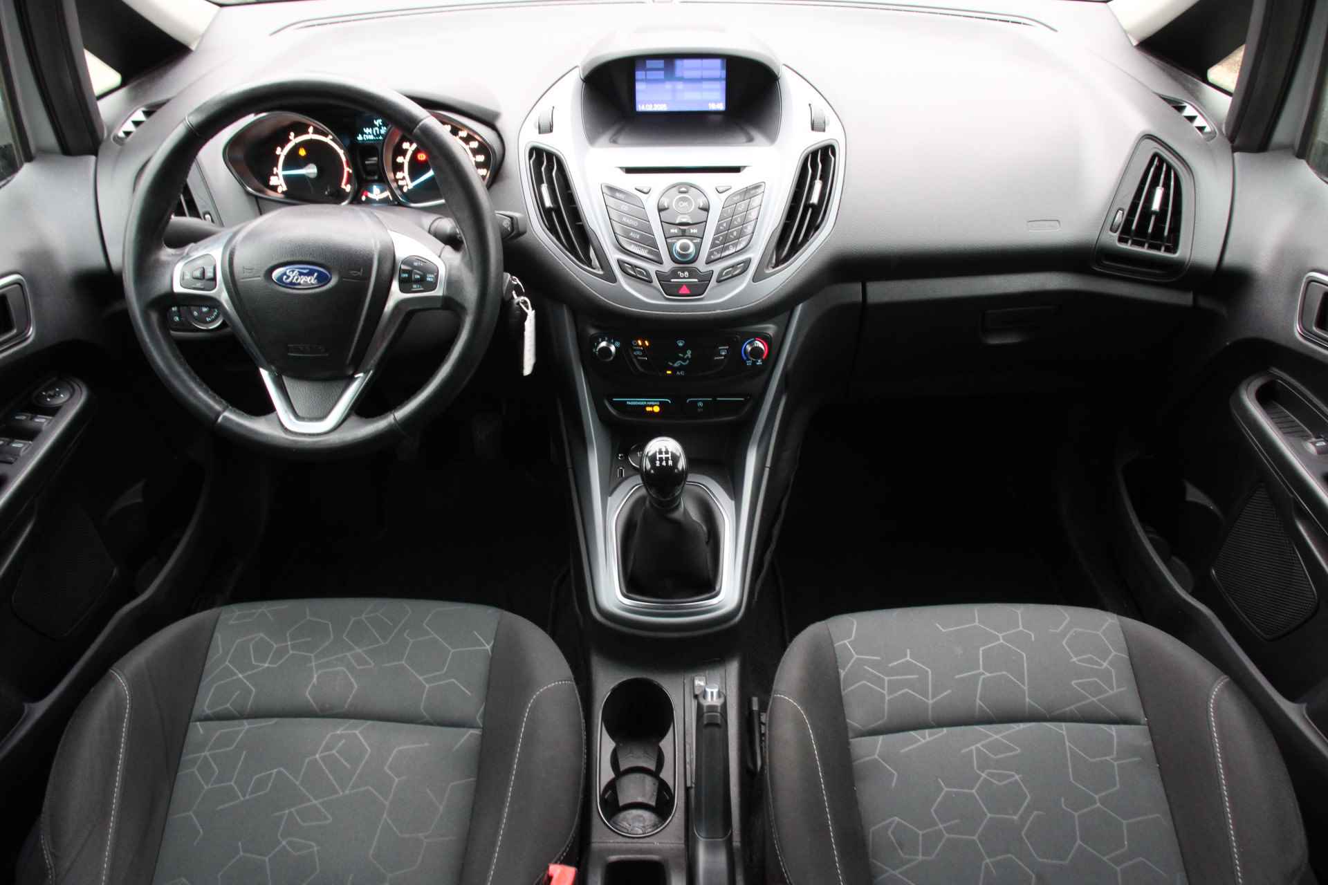 Ford B-MAX 1.0EB | NL-AUTO! | DEALER OH! | NAVI | CRUISE | PARKEERSENOREN | BLUETOOTH | TREKHAAK - 4/31