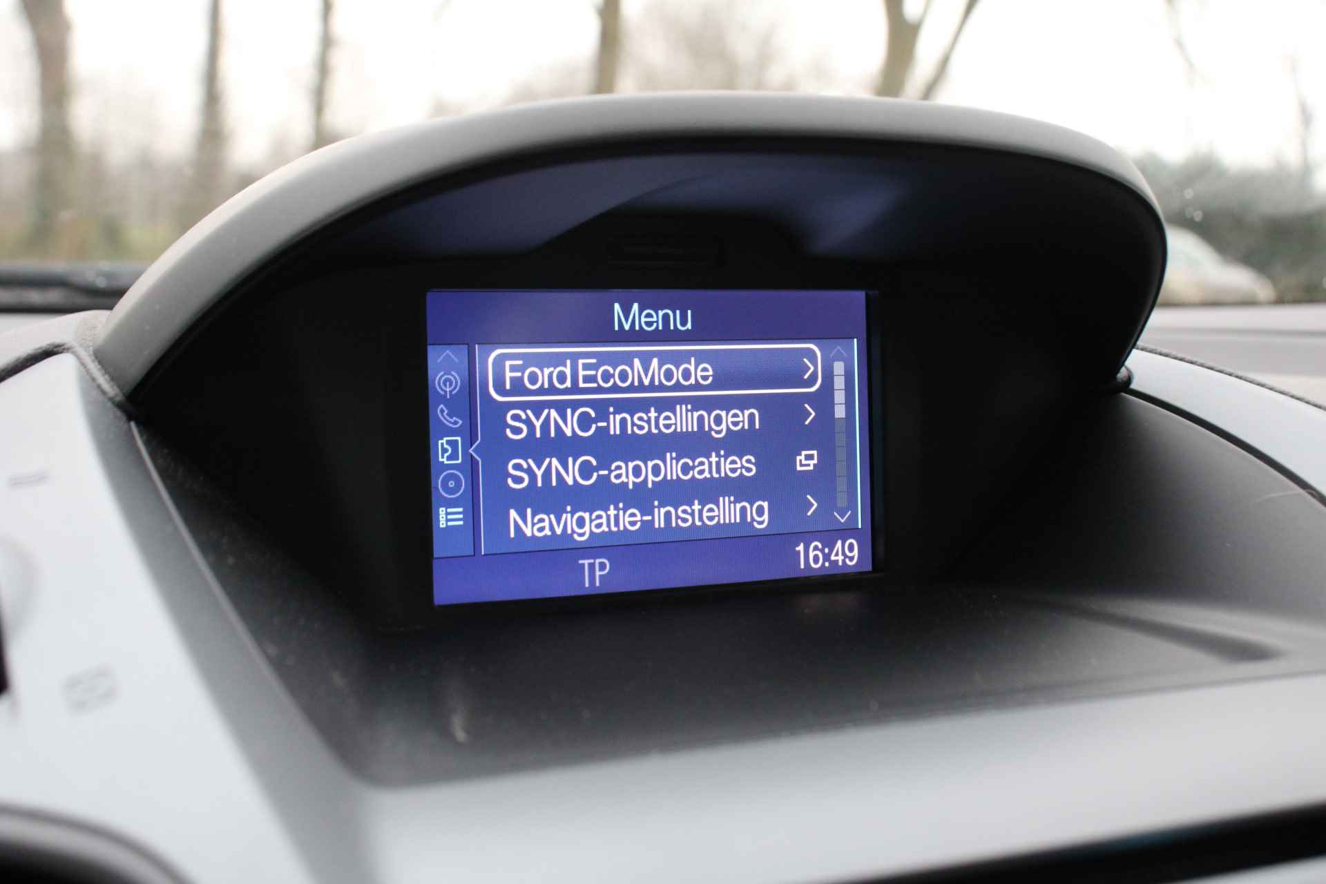 Ford B-MAX 1.0EB | NL-AUTO! | DEALER OH! | NAVI | CRUISE | PARKEERSENOREN | BLUETOOTH | TREKHAAK - 16/31