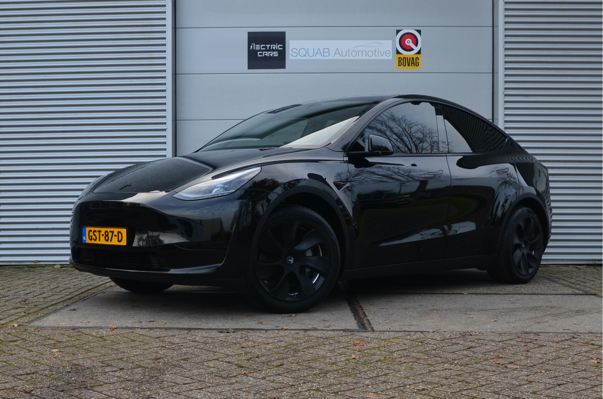 Tesla Model Y RWD 58 kWh AutoPilot, LFP Accu, dus 100% opladen!