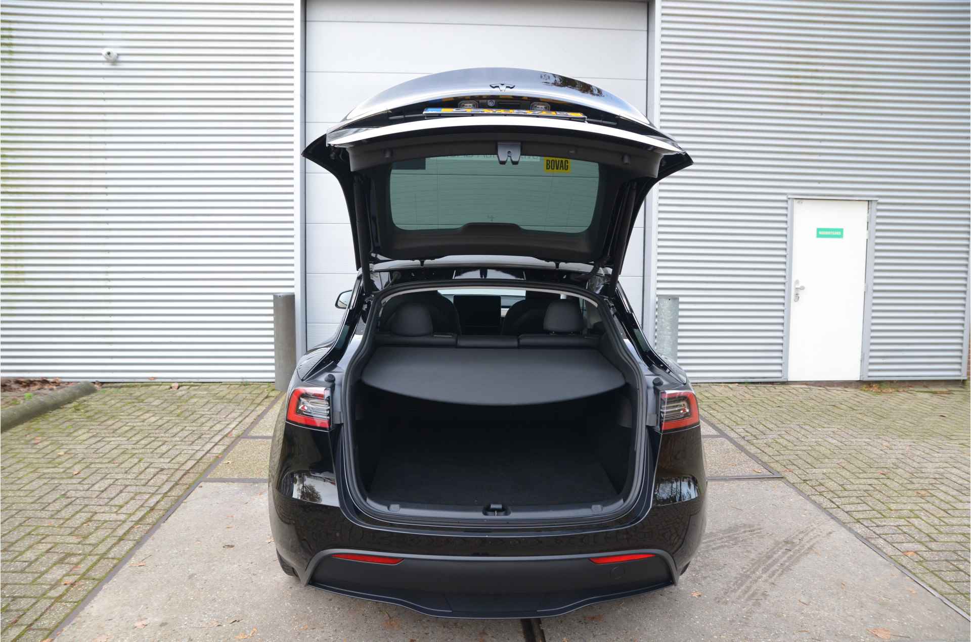 Tesla Model Y RWD 58 kWh AutoPilot, LFP Accu, dus 100% opladen! - 32/34