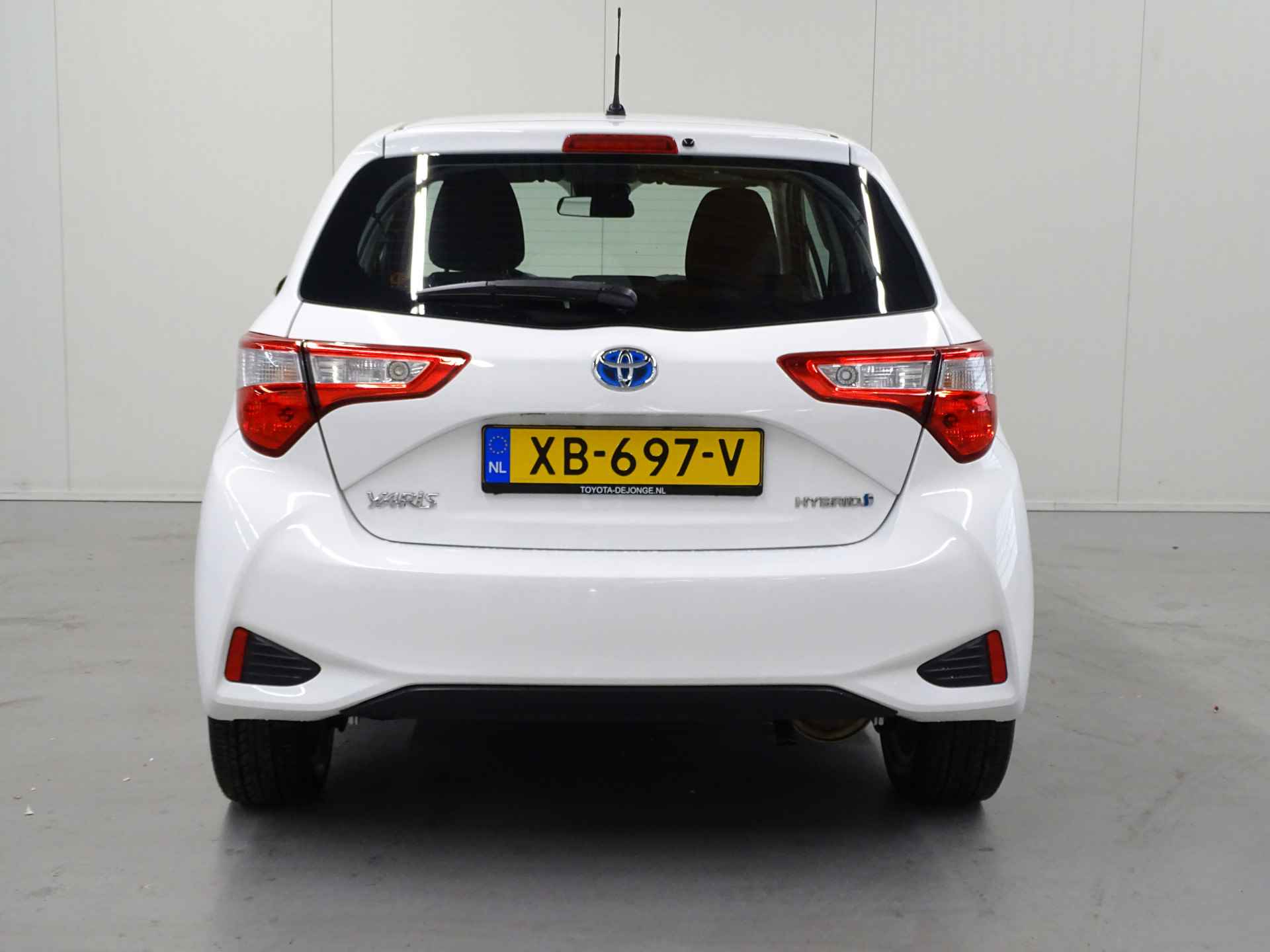 Toyota Yaris 1.5 Hybrid Comfort | Climate contol | Cruise control | Lichtmetalen velgen - 9/24