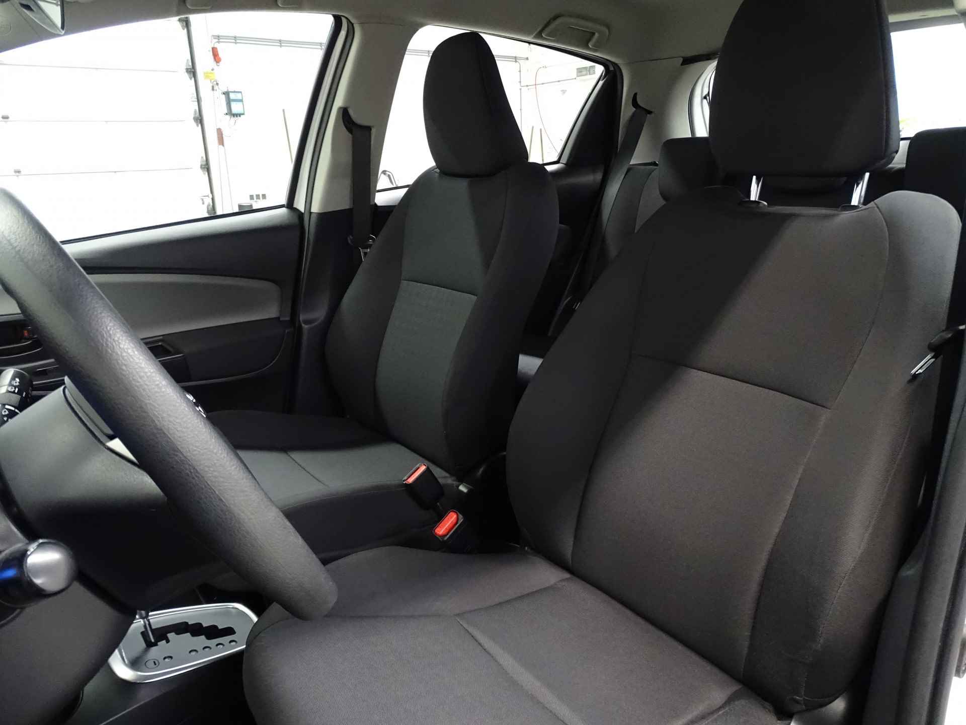 Toyota Yaris 1.5 Hybrid Comfort | Climate contol | Cruise control | Lichtmetalen velgen - 13/24