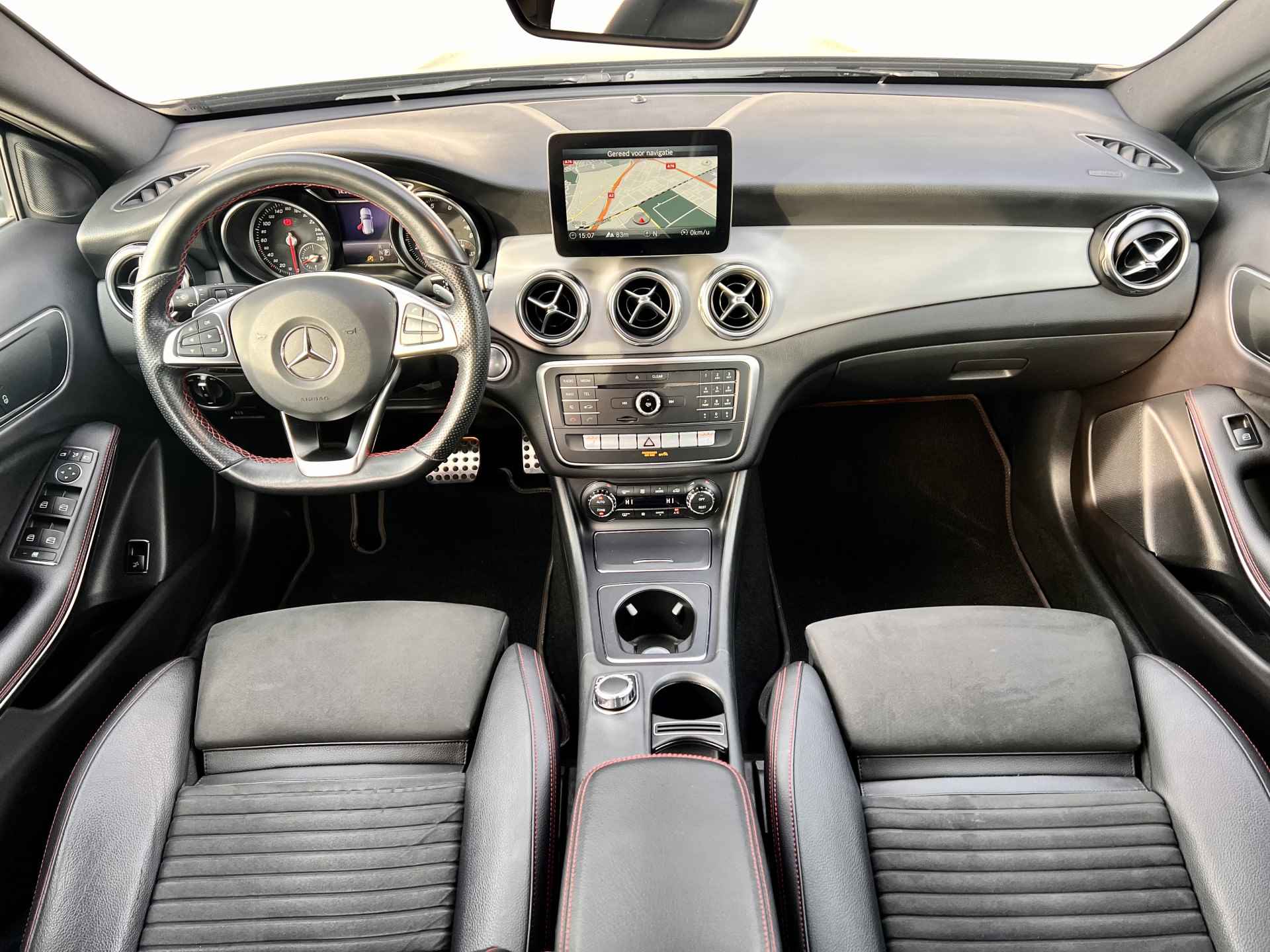 Mercedes-Benz GLA 250 AMG Premium Plus | Navi | Airco | Elect. Achterklep | Camera | % Bovag Occasion Partner % - 20/49