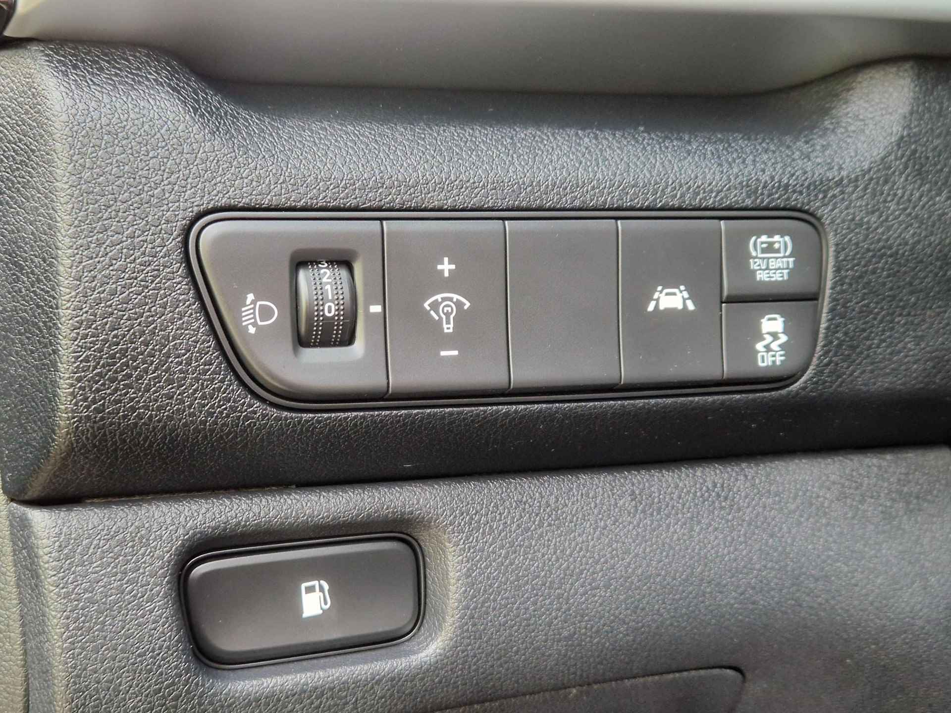 Kia Niro 1.6 GDi Hybrid DynamicLine | Navi | Clima | Camera | Apple Carplay | Android Auto | Cruise Control | - 25/27