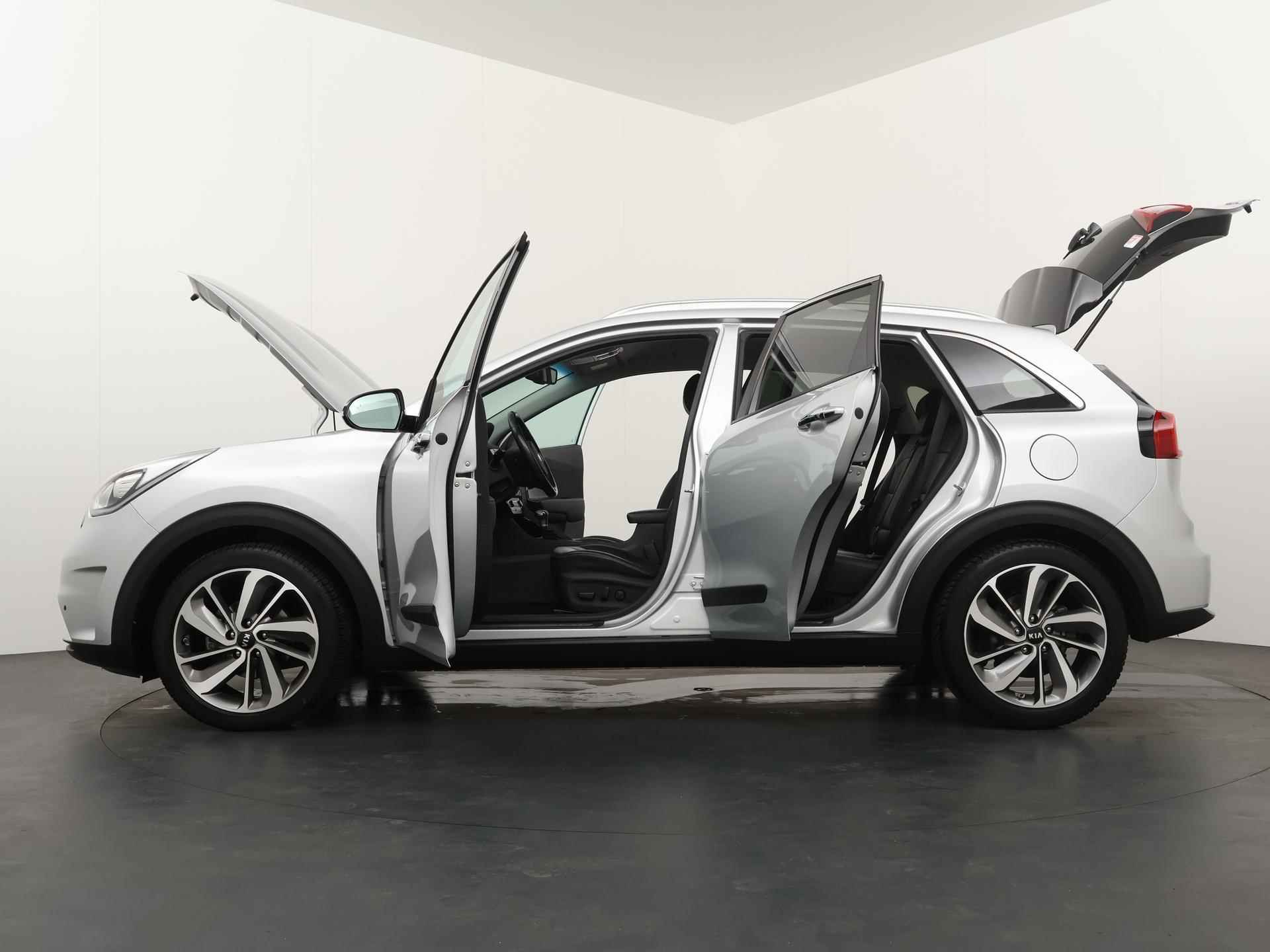 Kia Niro 1.6 GDi Hybrid ExecutiveLine - 21/33