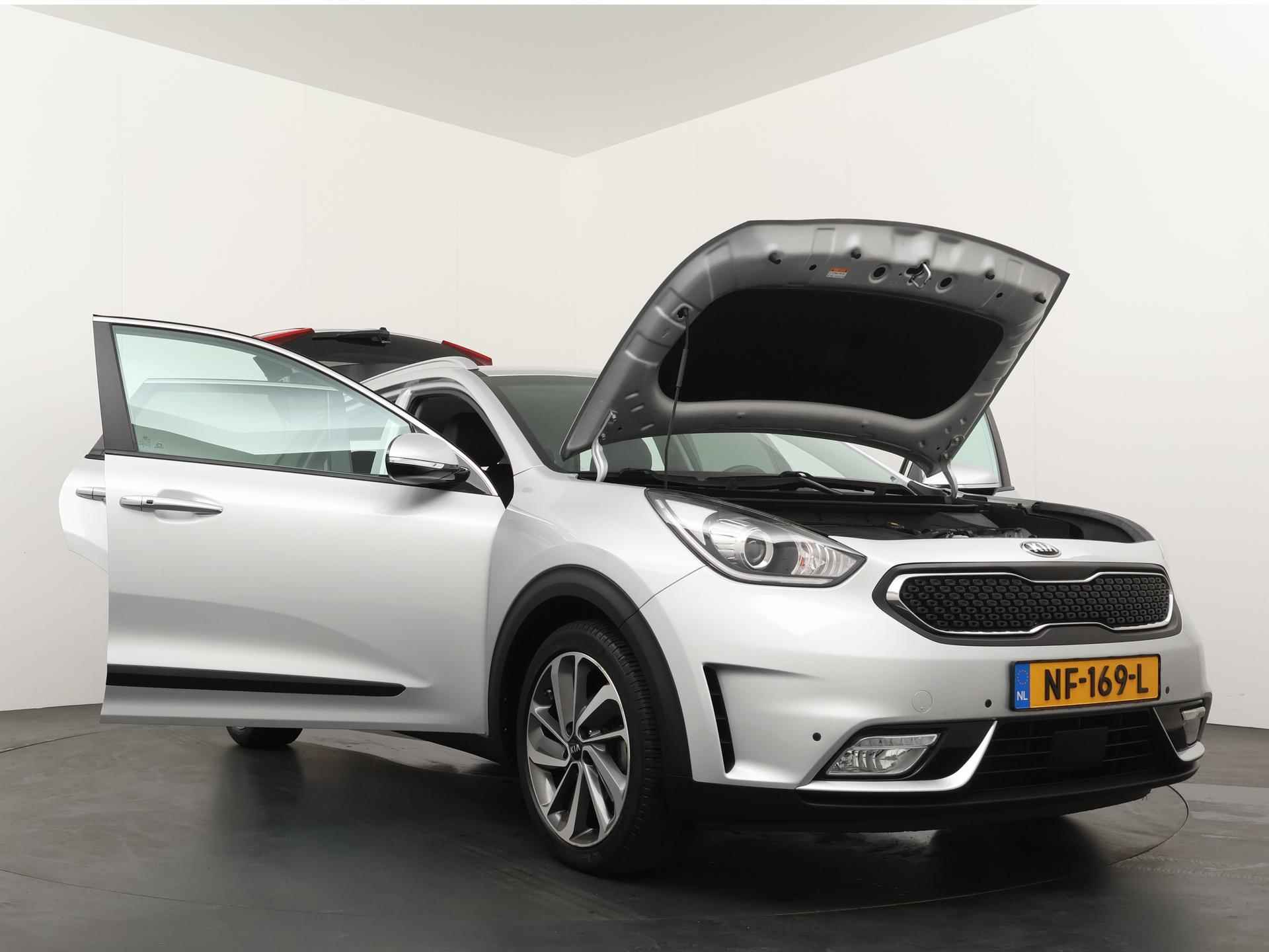 Kia Niro 1.6 GDi Hybrid ExecutiveLine - 26/33