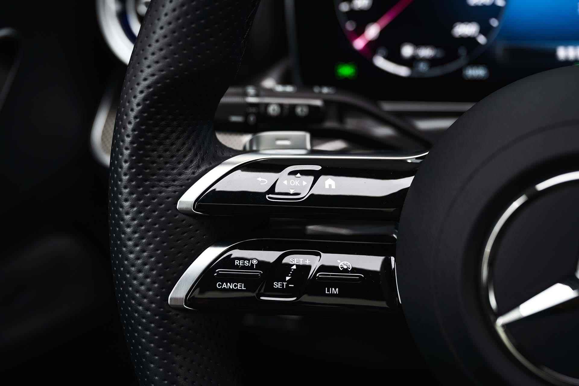 Mercedes-Benz C-klasse Estate 300 e AMG Line Premium Plus | Panoramadak | Memory Zetels | 360 camera | Digital Light | 4 Zone Climate | Sfeerverlichting Premium - 31/37