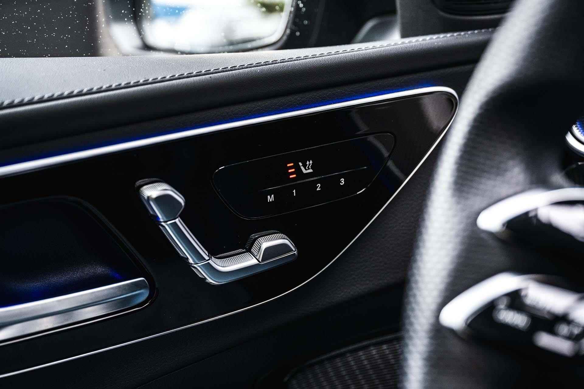 Mercedes-Benz C-klasse Estate 300 e AMG Line Premium Plus | Panoramadak | Memory Zetels | 360 camera | Digital Light | 4 Zone Climate | Sfeerverlichting Premium - 33/37