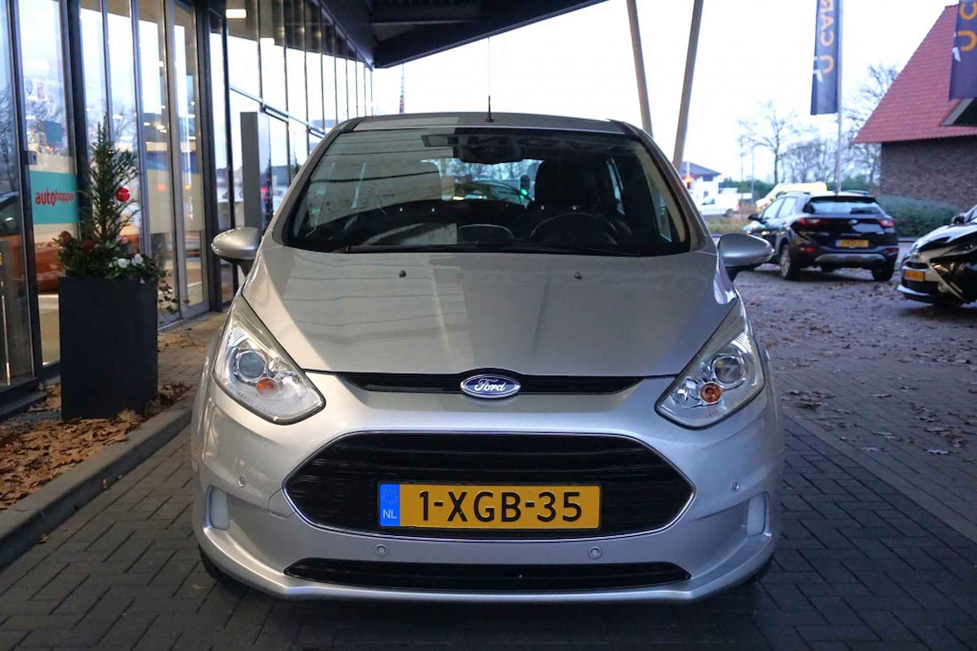 Ford B-Max 1.6 TI-VCT Titanium Automaat | Trekhaak | Navigatie - 2/31