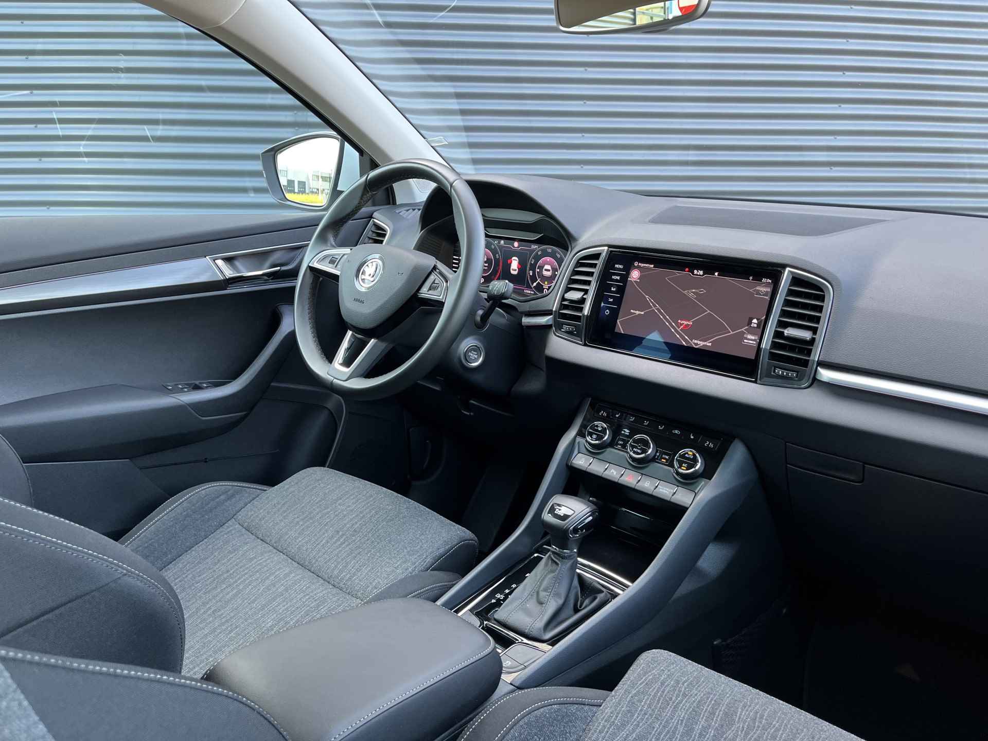 Škoda Karoq 1.0 TSI Style Business Automaat | Navigatie | Virtual Cockpit | Stoelverwarming | Camera - 13/46