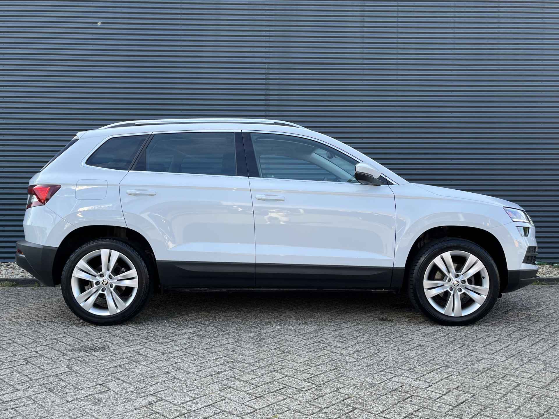 Škoda Karoq 1.0 TSI Style Business Automaat | Navigatie | Virtual Cockpit | Stoelverwarming | Camera - 20/46