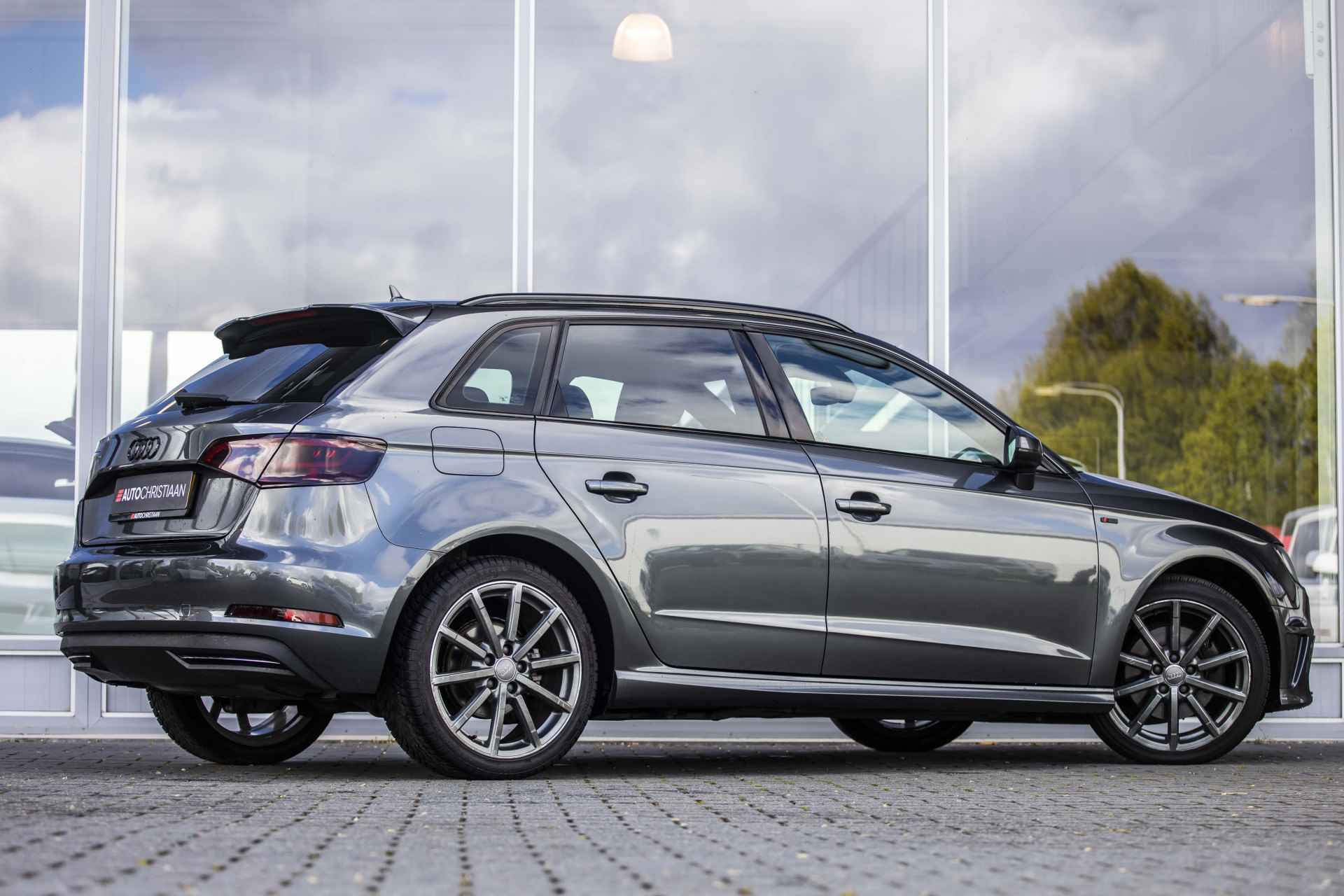 Audi A3 Sportback 1.4 e-tron PHEV Ambition Pro Line plus | S-Line | NL Auto | Pano | B&O | Stoelverw. | - 2/42
