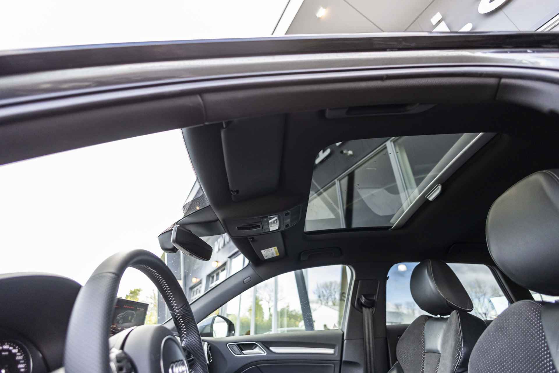 Audi A3 Sportback 1.4 e-tron PHEV Ambition Pro Line plus | S-Line | NL Auto | Pano | B&O | Stoelverw. | - 13/42