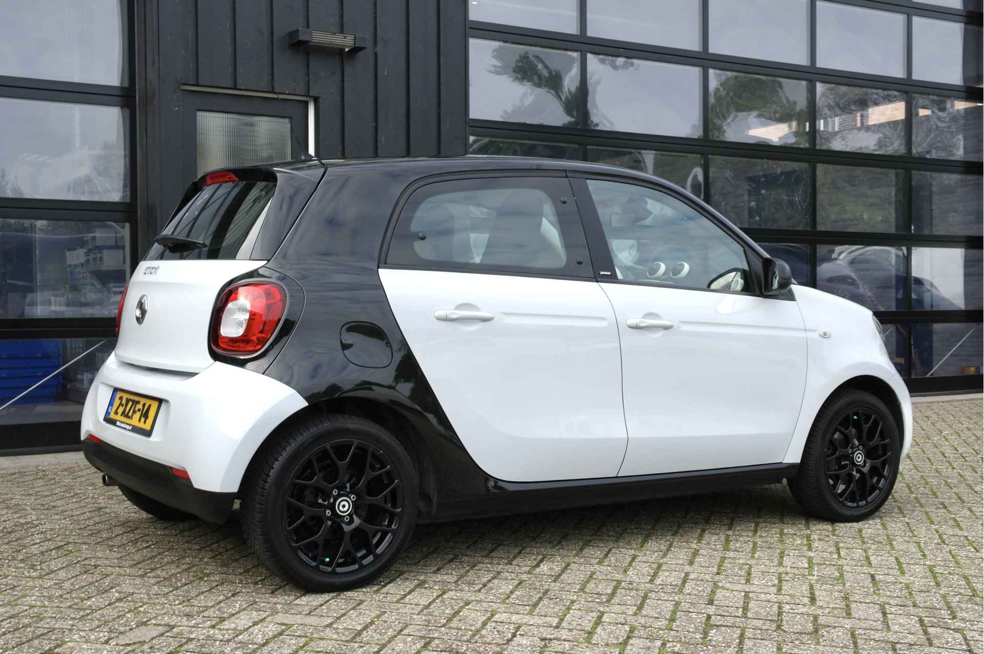 Smart Forfour 1.0 Joy Edition | NL-Auto | Luxe | Cruise | Airco | 16'' - 3/27