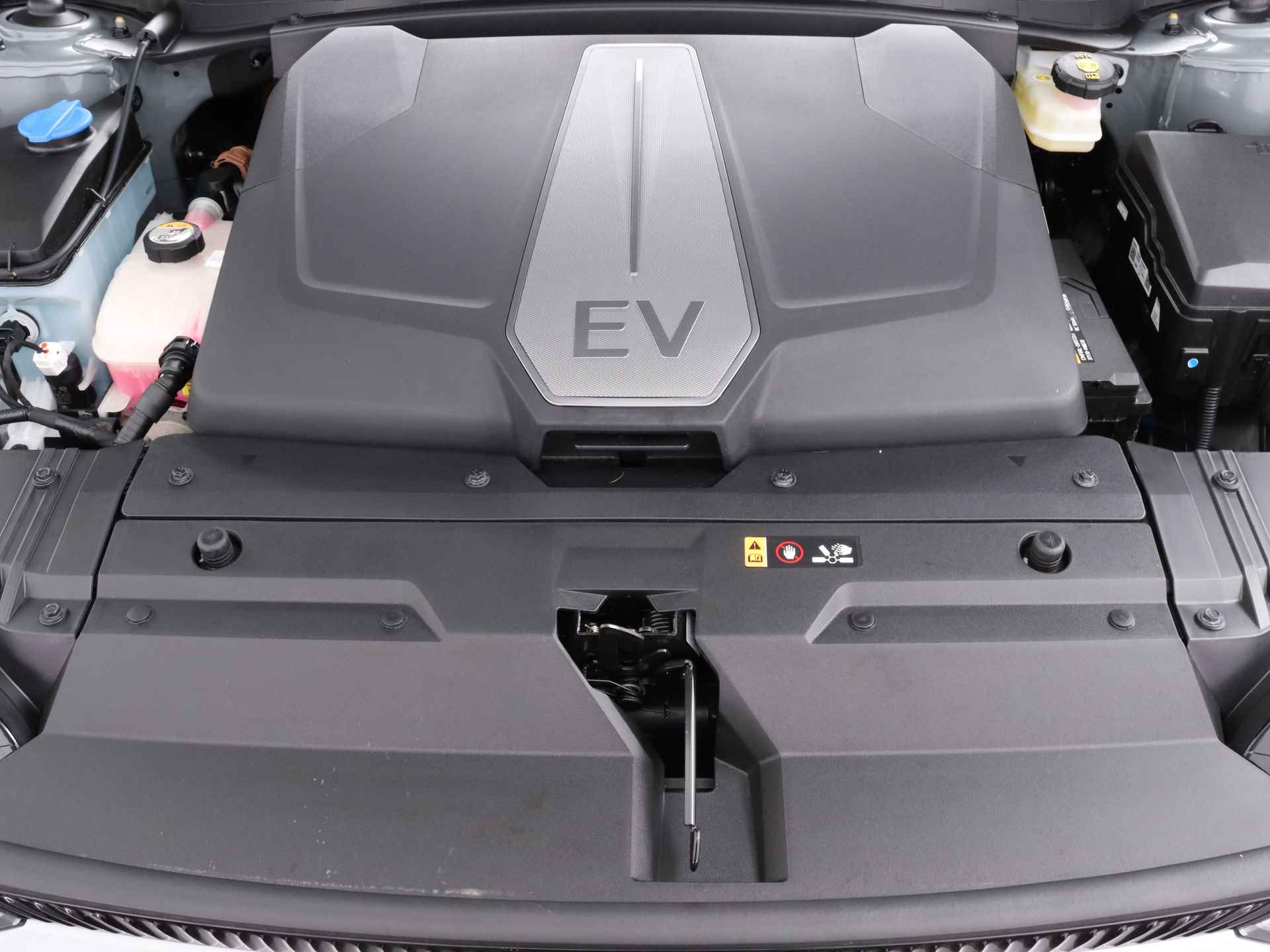Kia Ev6 Air 58 kWh | Navigatie | Parkeercamera | Climate control | Demo Auto - 26/30