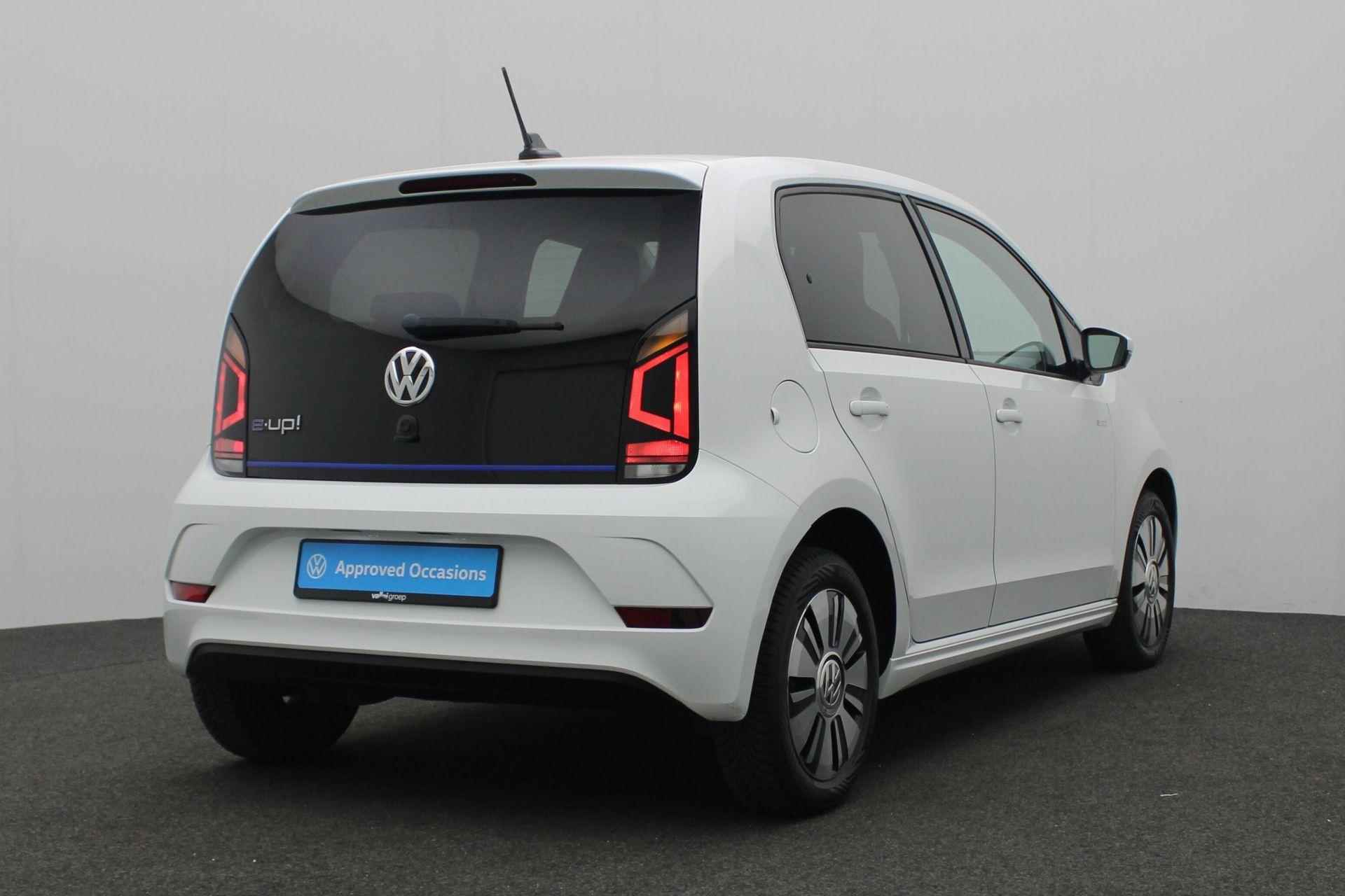 Volkswagen e-Up! 82 pk | Stoelverwarming | Climatronic | Navigatie via App | Verwarmbare voorruit - 5/28