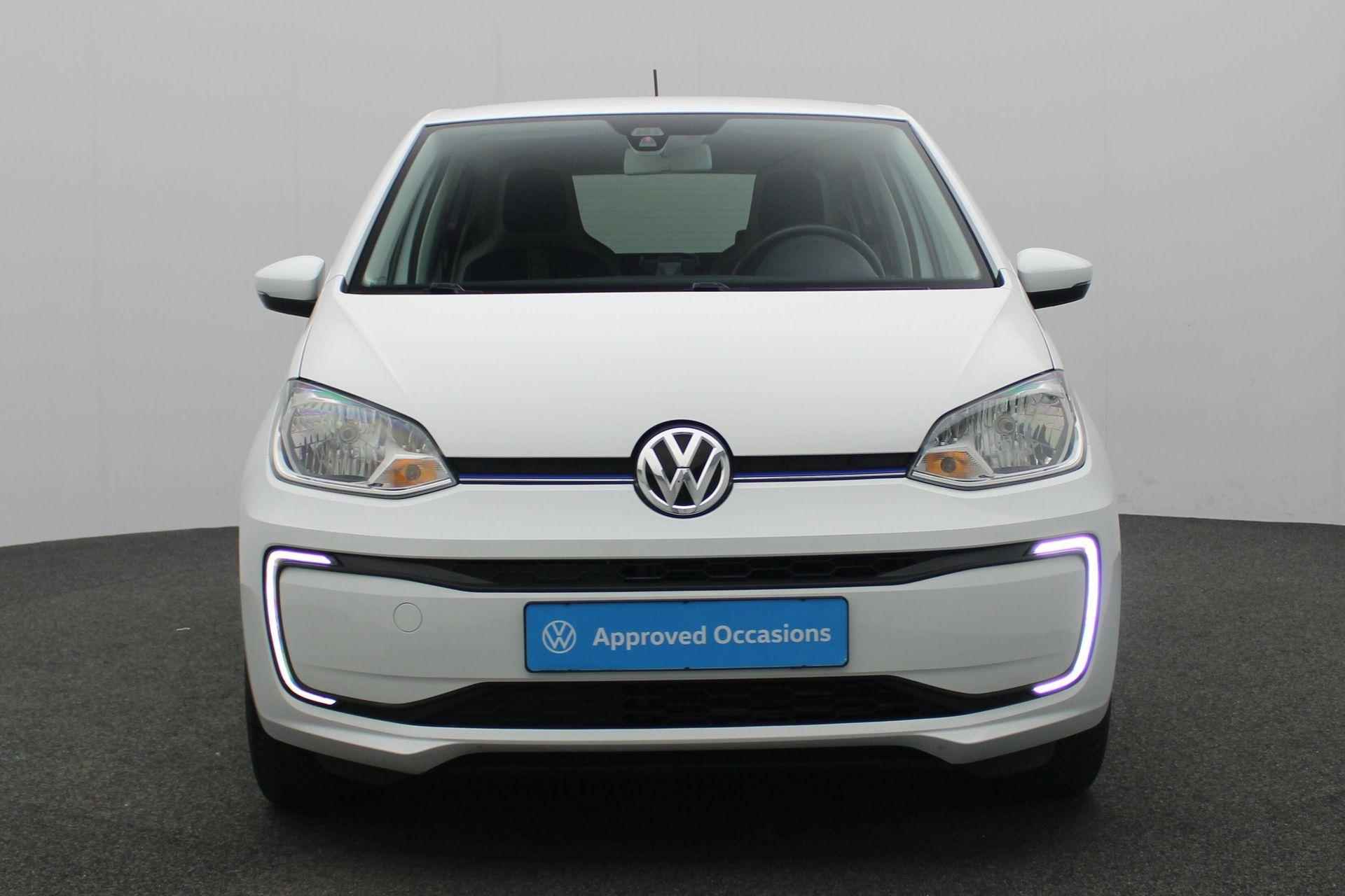 Volkswagen e-Up! 82 pk | Stoelverwarming | Climatronic | Navigatie via App | Verwarmbare voorruit - 12/28