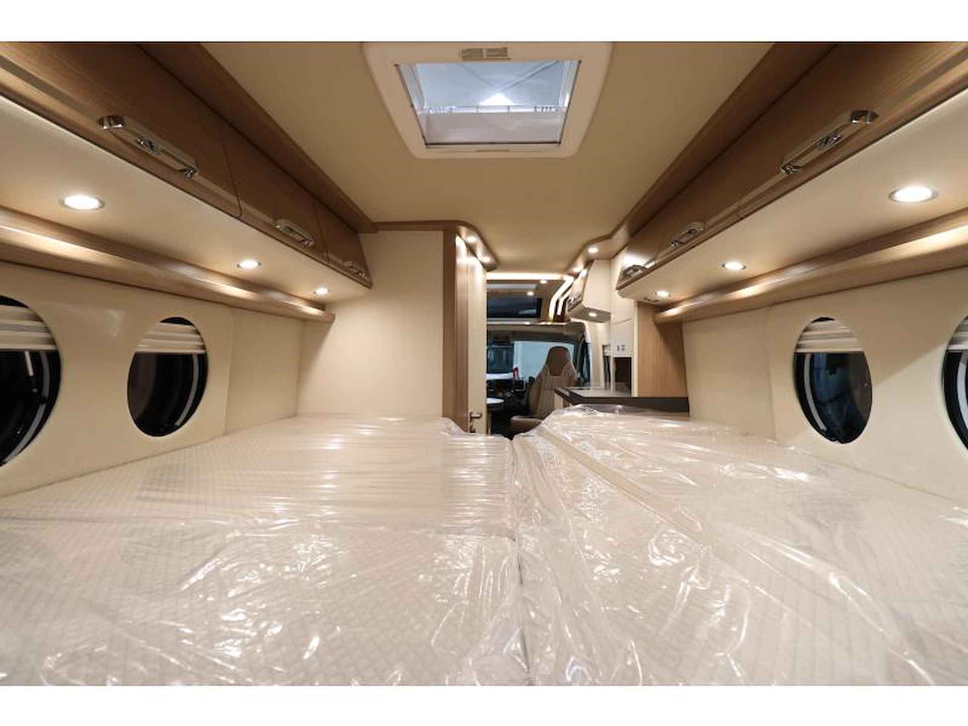 Malibu Van Two Rooms 640 LERB GT Charming Skyview - 16/20